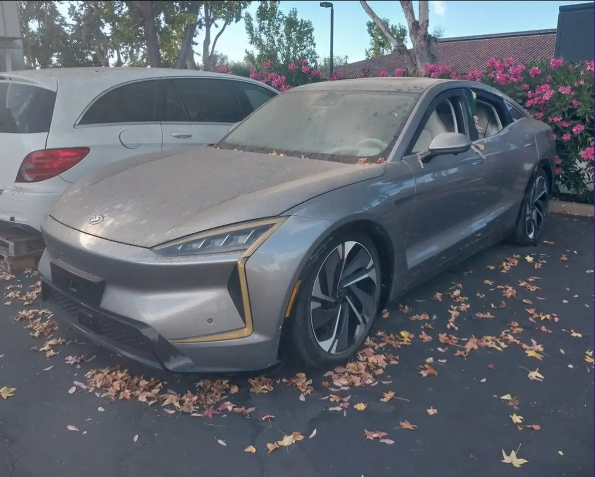 SF Motors - SF7 Prototype (3)