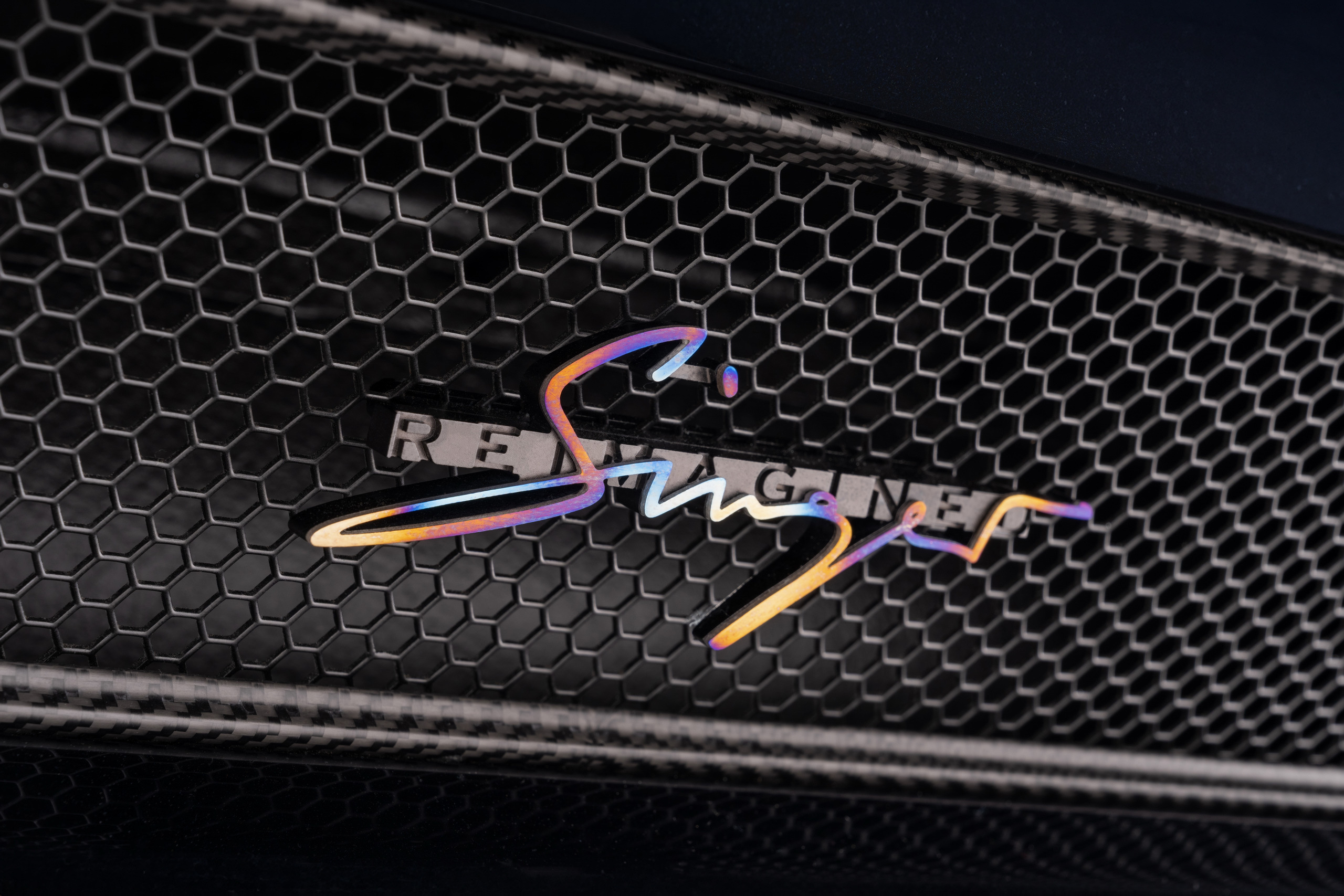 Чаклун робить найдикішу вдову Porsche м'якою