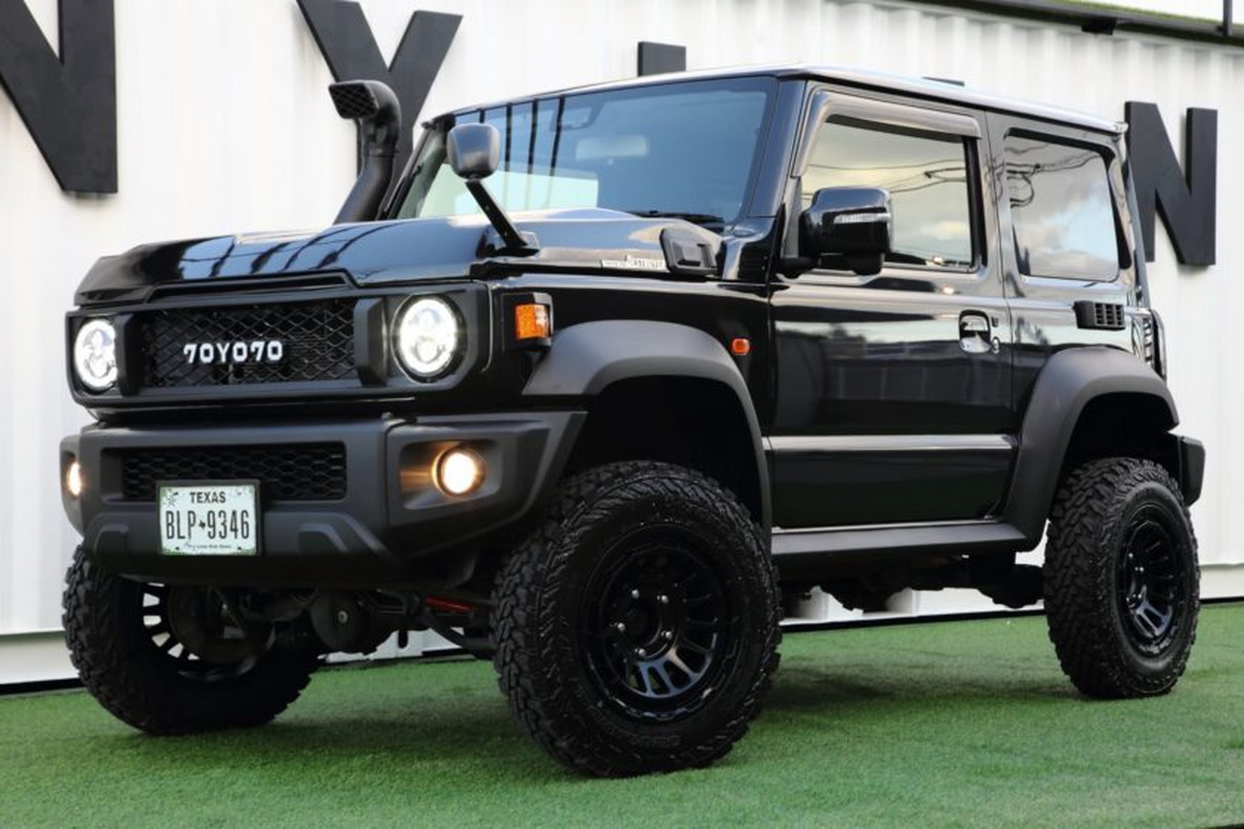 Replika Mini Land Cruiser Seri 70 Ini Harganya Lebih Murah Dari Yang Anda Bayangkan
