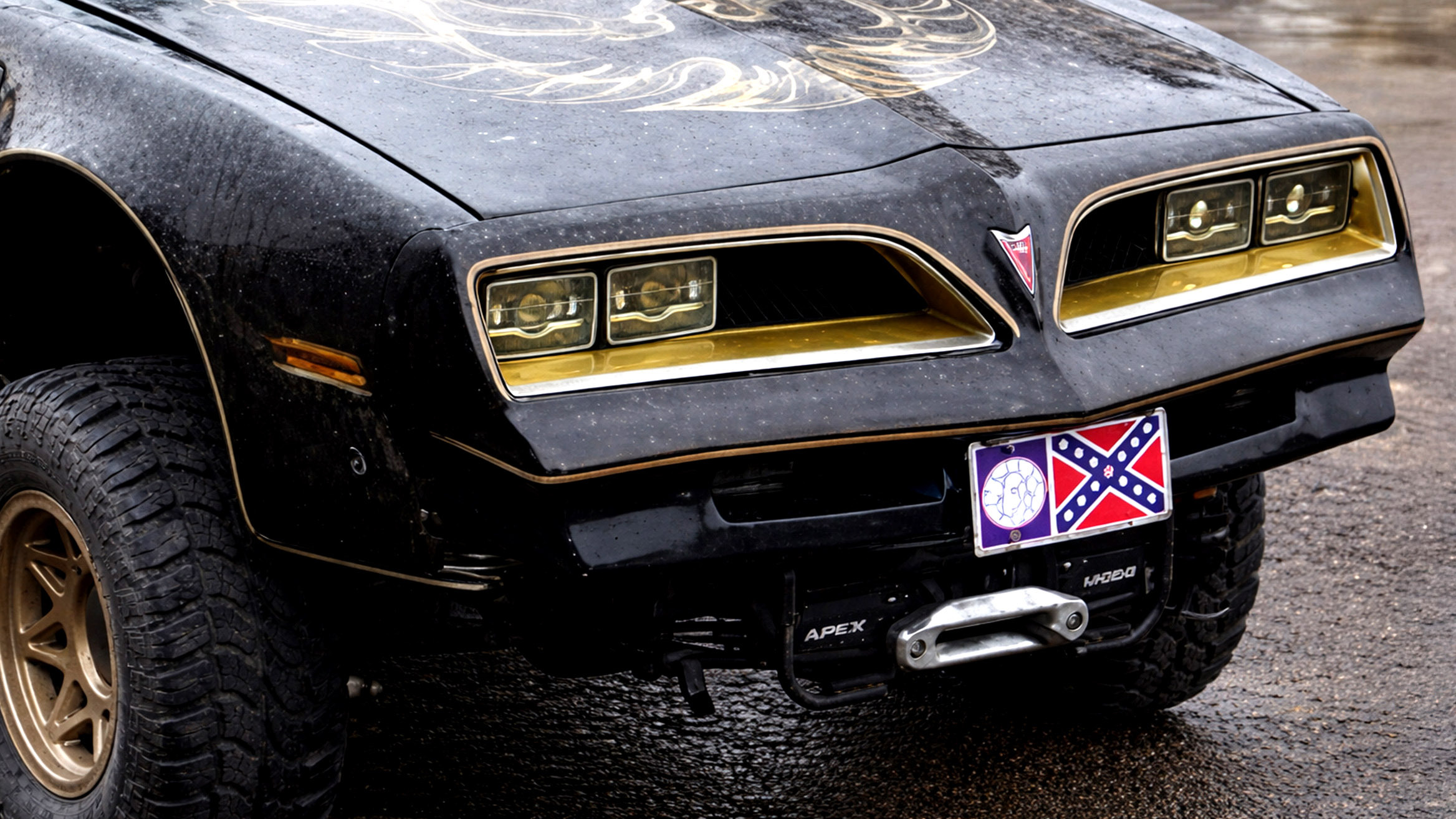 Someone Built A Firebird SUV from Lincoln, Dodge, And Chevy Scraps, And It Kinda Slaps