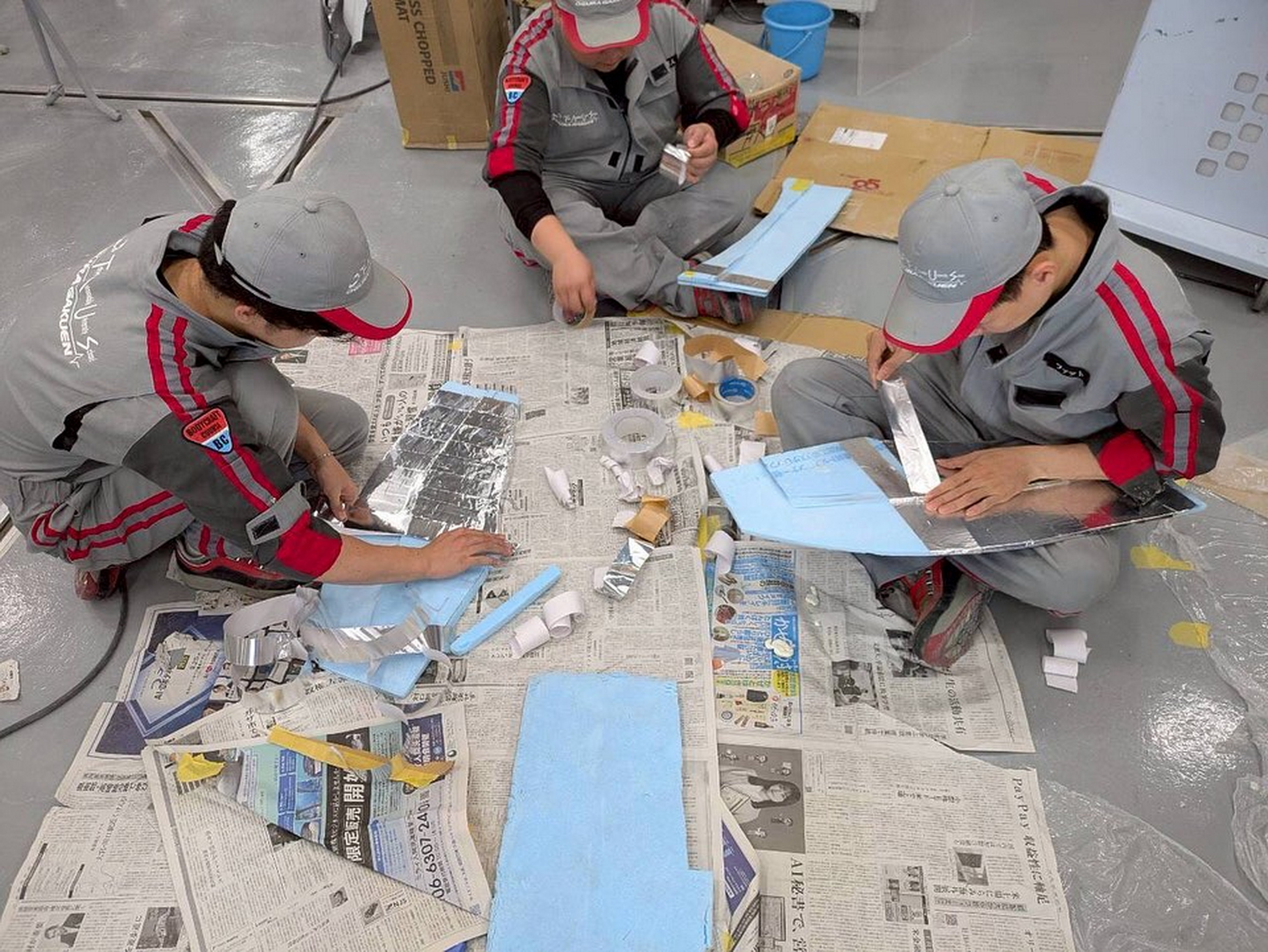 Цей Lexus виглядає так, ніби його створили в Minecraft