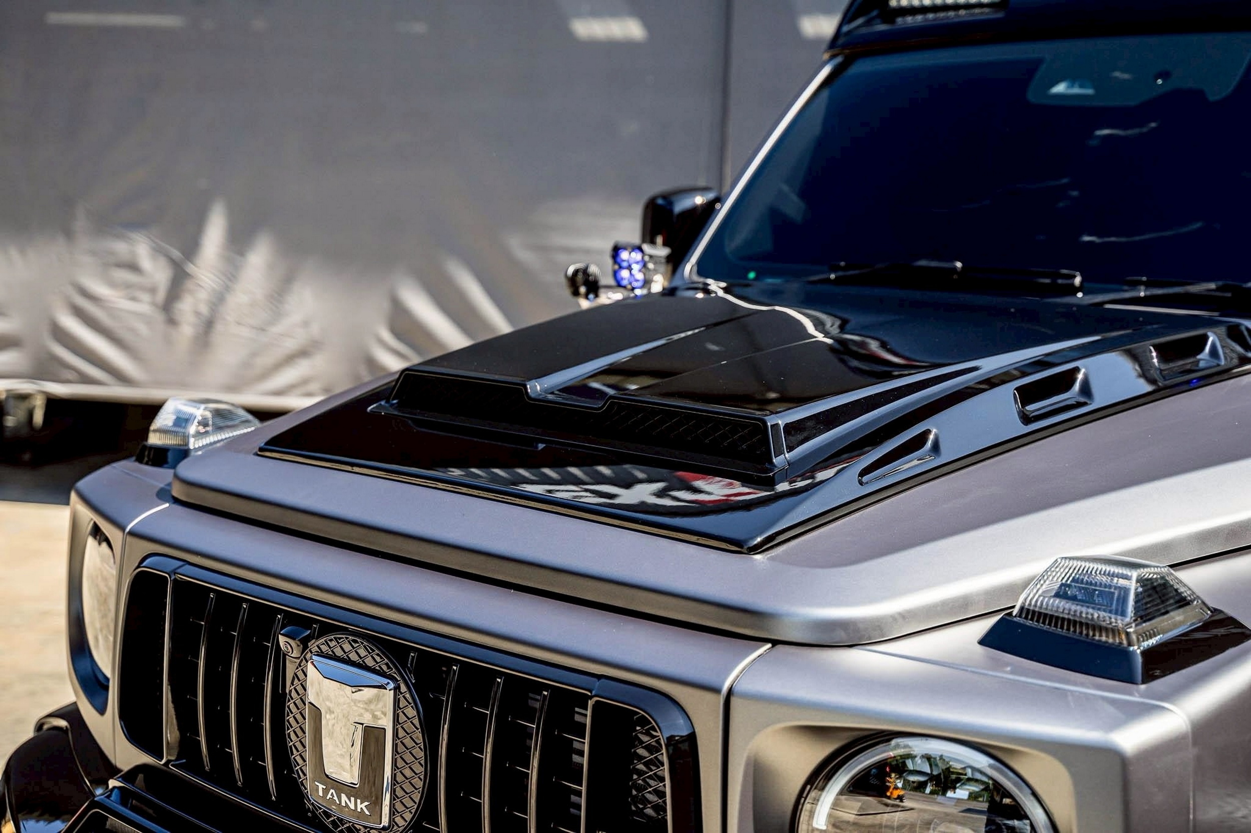 Ви можете купити справжній Mercedes або китайський позашляховик, який видає себе за нього