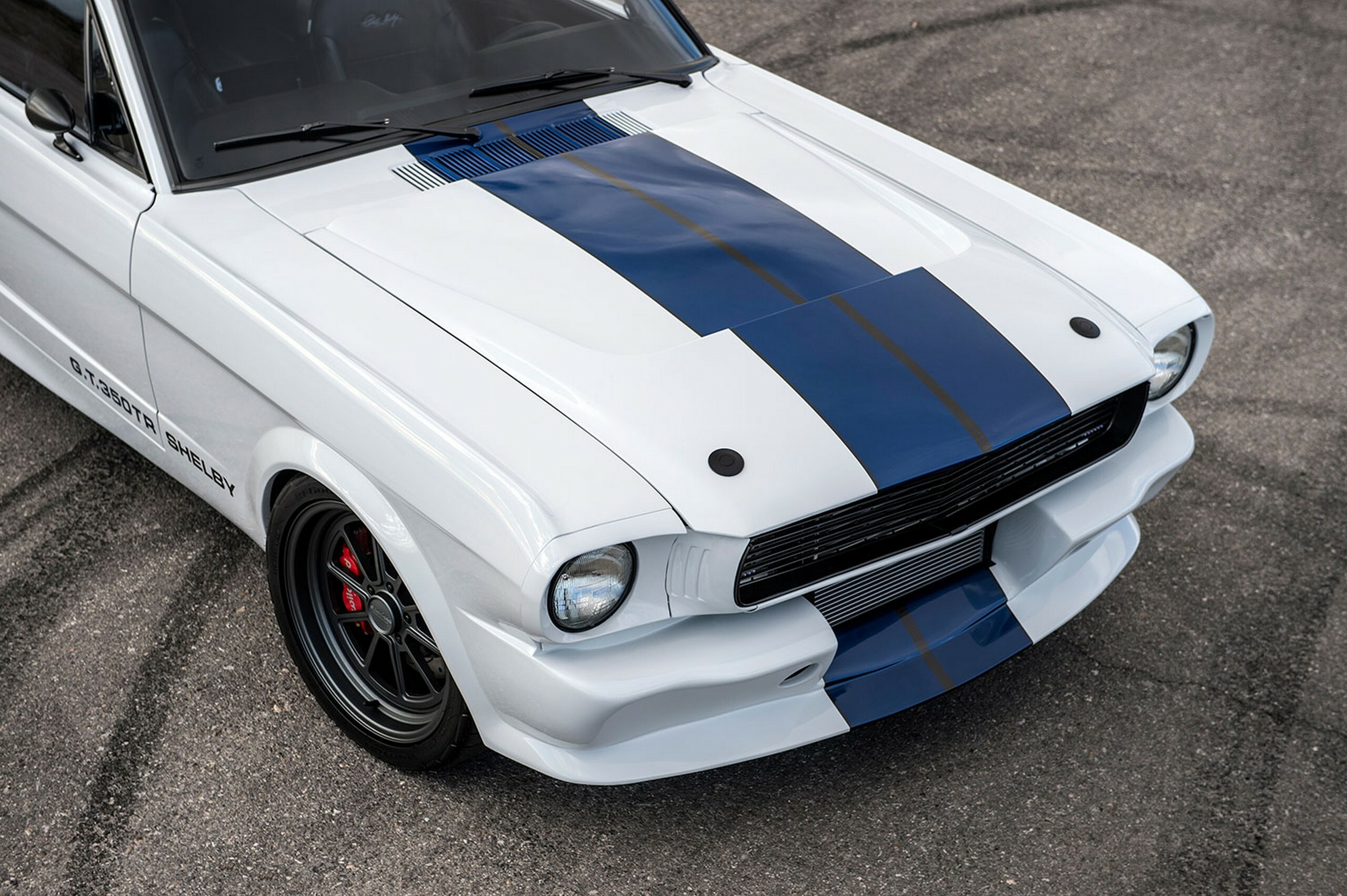 Цей трюковий поні видає 700 кінських сил, і ви заплатите за нього гроші суперкара