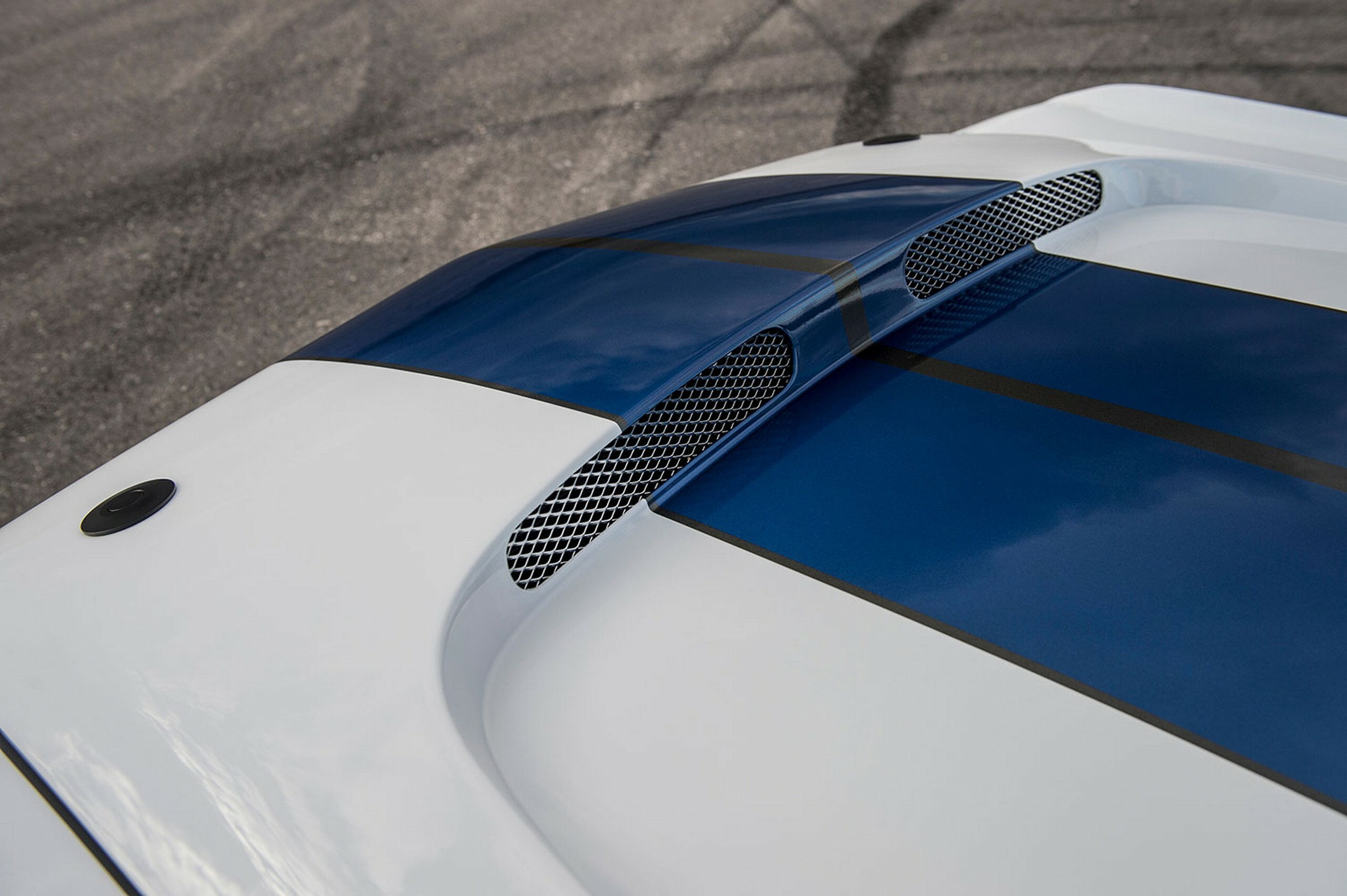 Цей трюковий поні видає 700 кінських сил, і ви заплатите за нього гроші суперкара