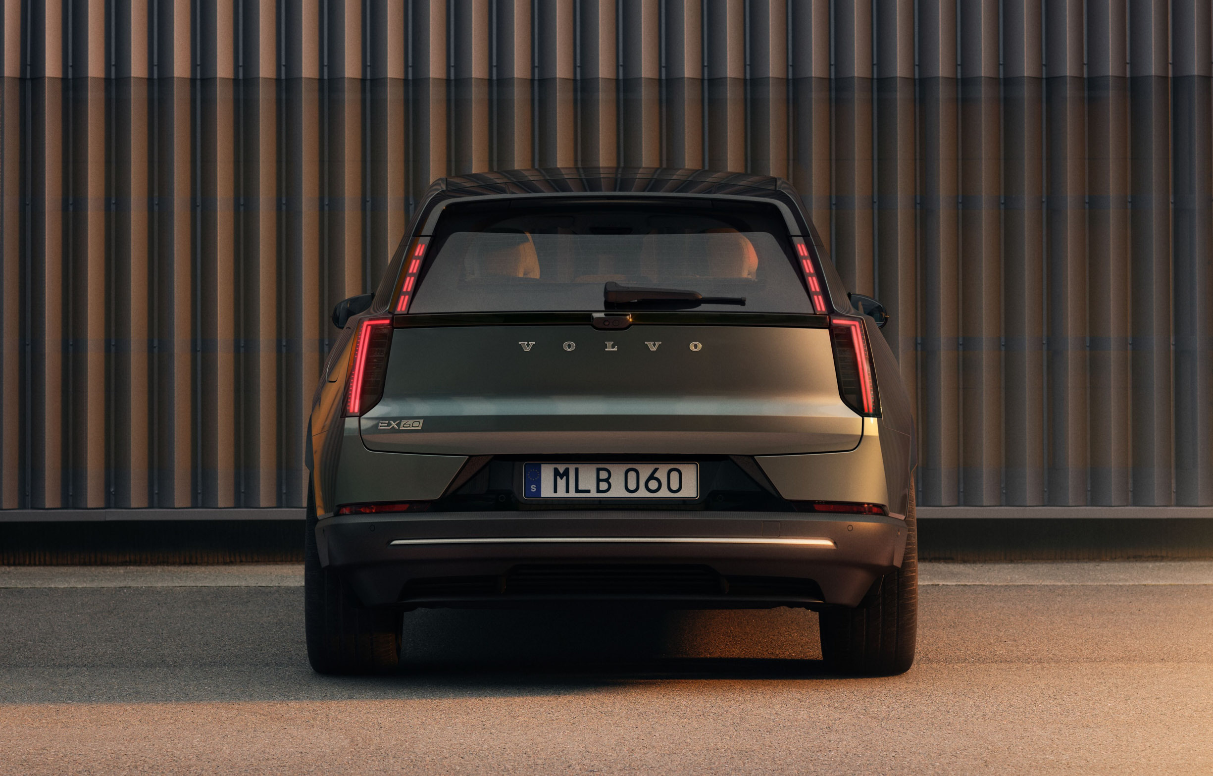 Volvo’s New 400-Mile SUV Has One Feature Tesla Owners Will Be Jealous Of