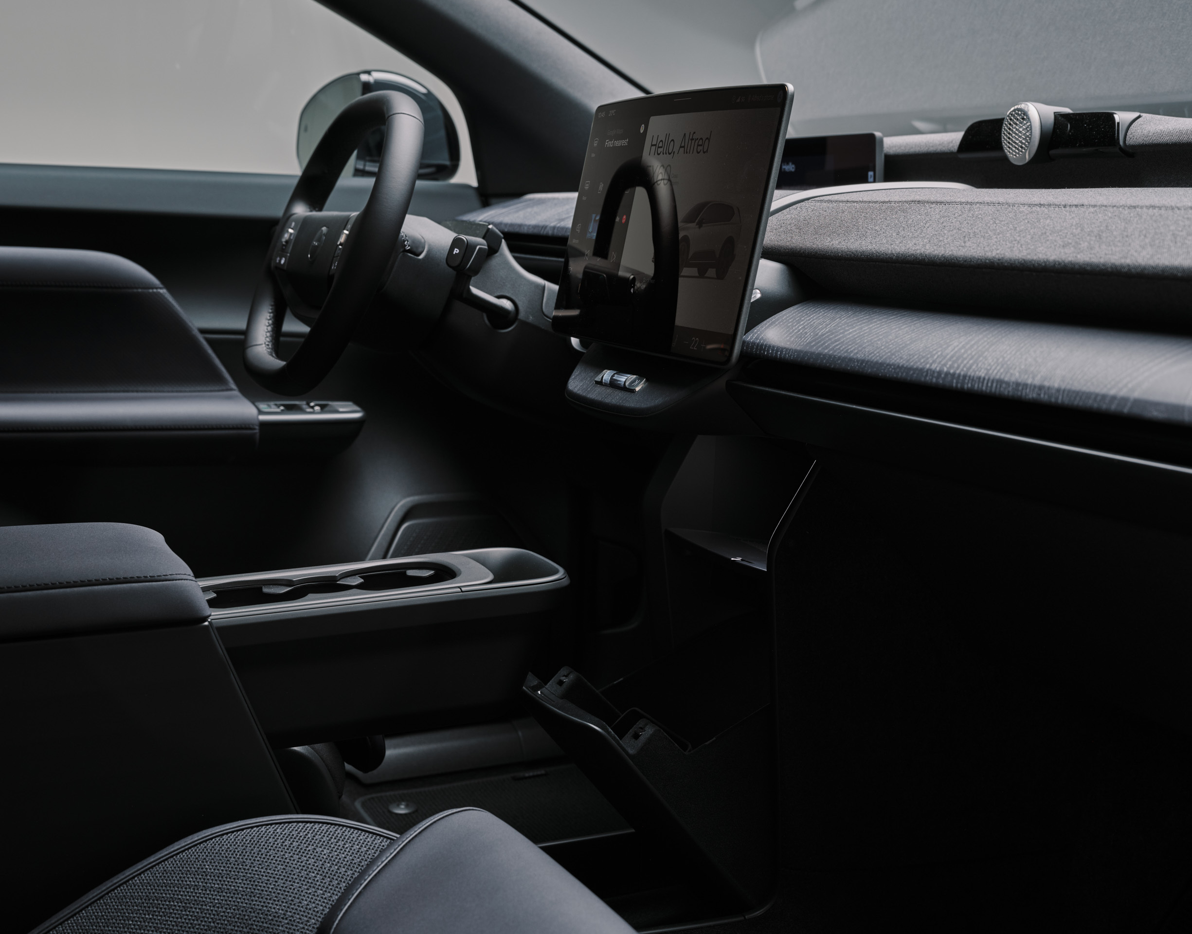 Volvo’s New 400-Mile SUV Has One Feature Tesla Owners Will Be Jealous Of