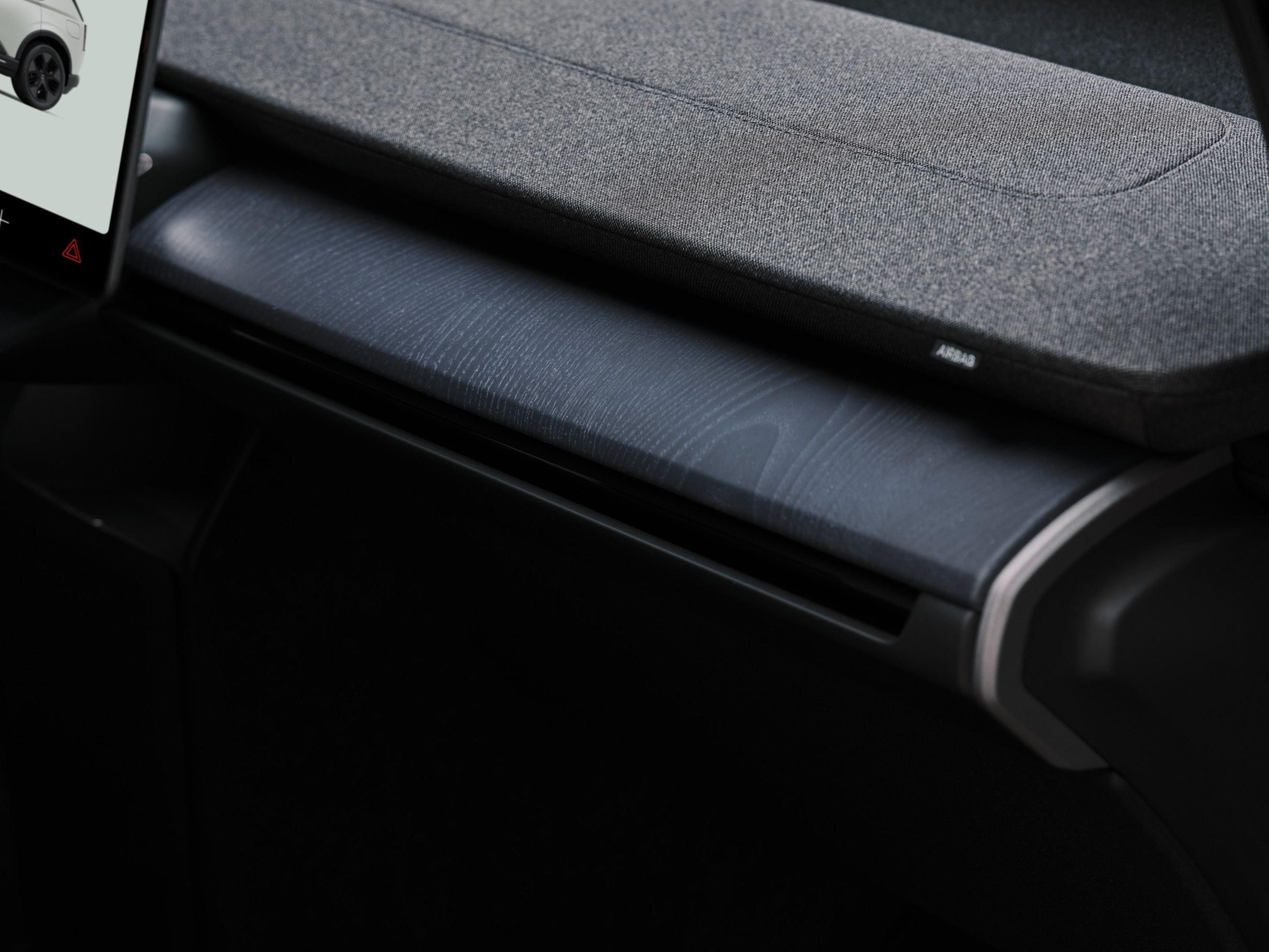 Volvo’s New 400-Mile SUV Has One Feature Tesla Owners Will Be Jealous Of