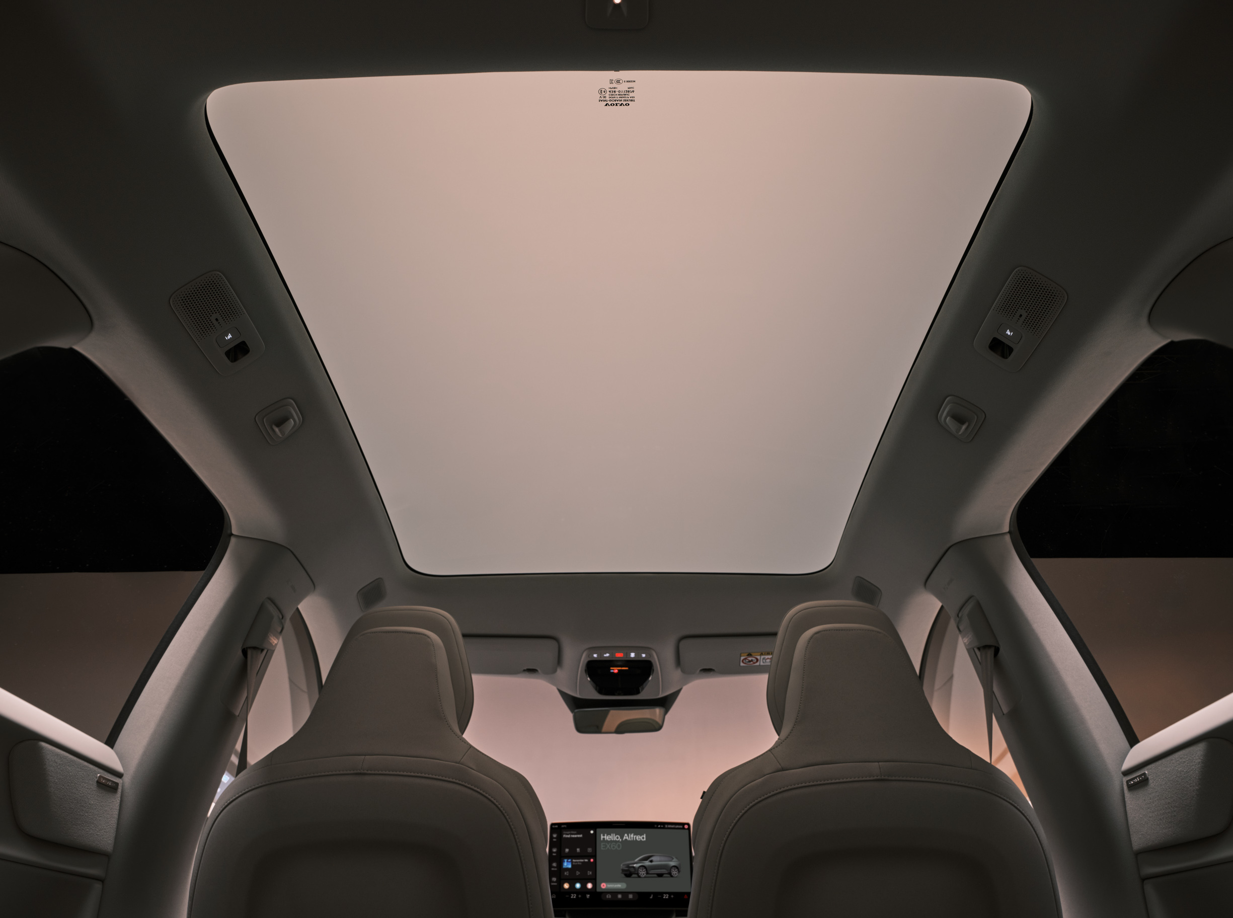 Volvo’s New 400-Mile SUV Has One Feature Tesla Owners Will Be Jealous Of