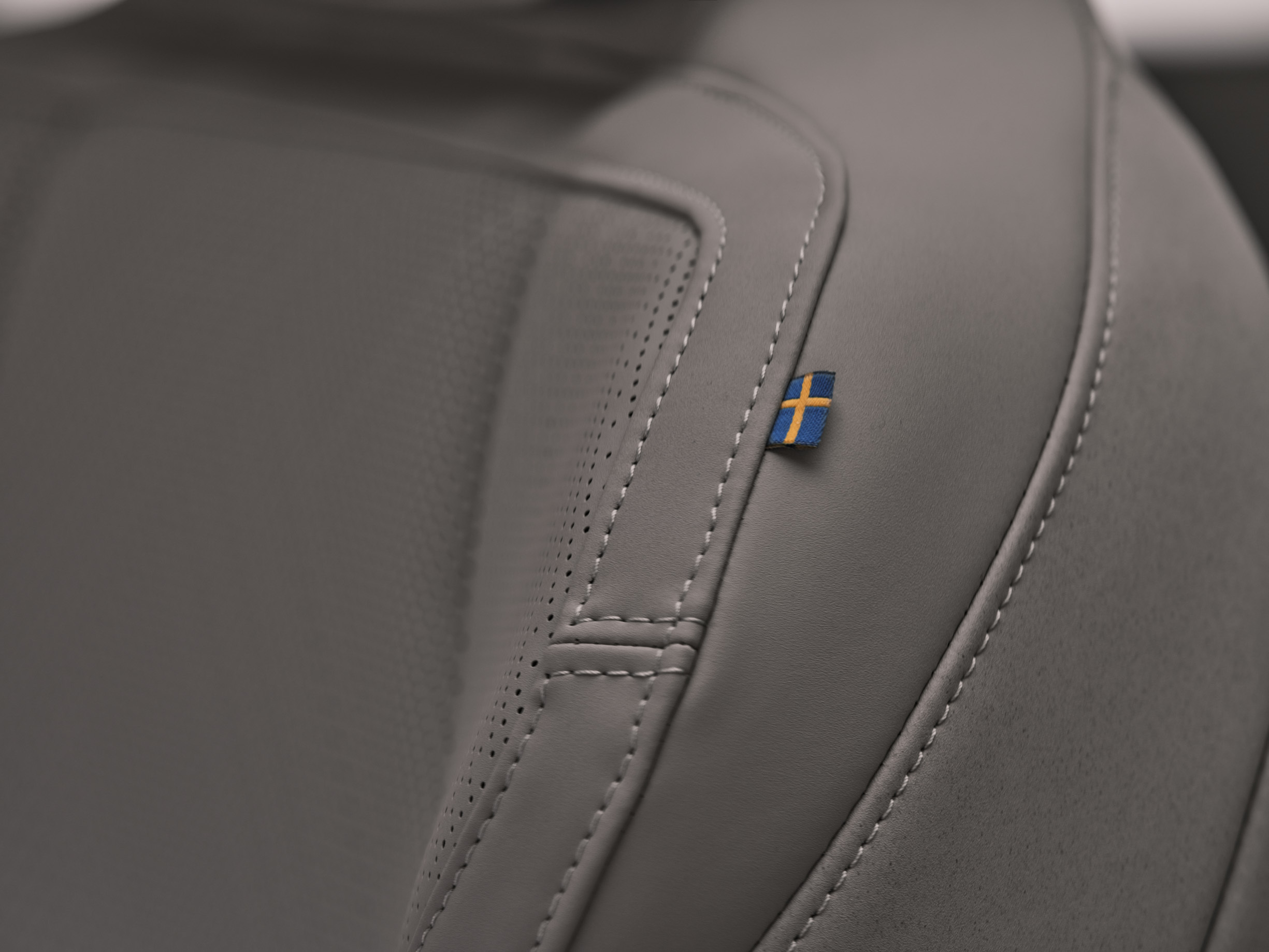 Volvo’s New 400-Mile SUV Has One Feature Tesla Owners Will Be Jealous Of