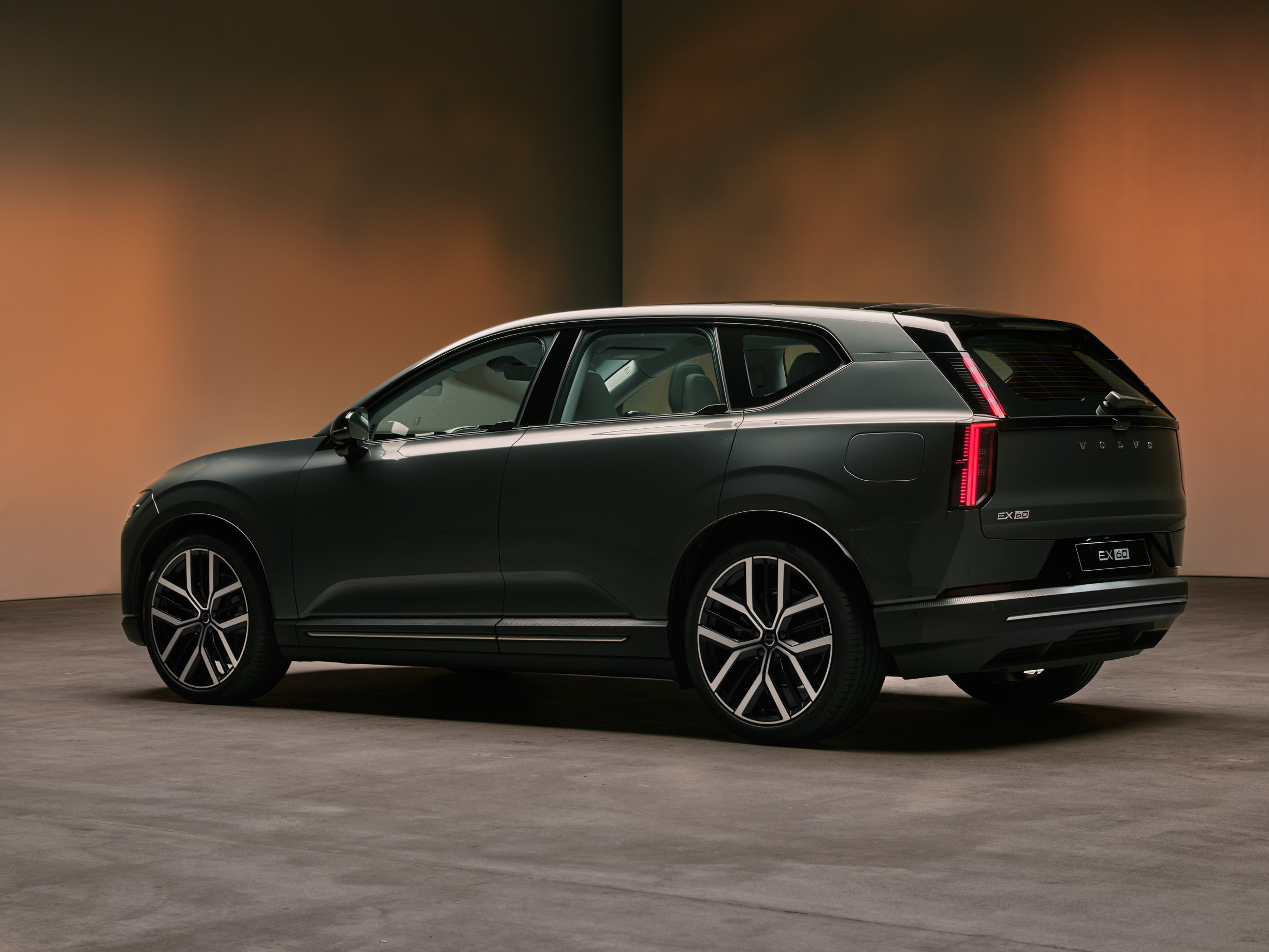 Volvo’s New 400-Mile SUV Has One Feature Tesla Owners Will Be Jealous Of