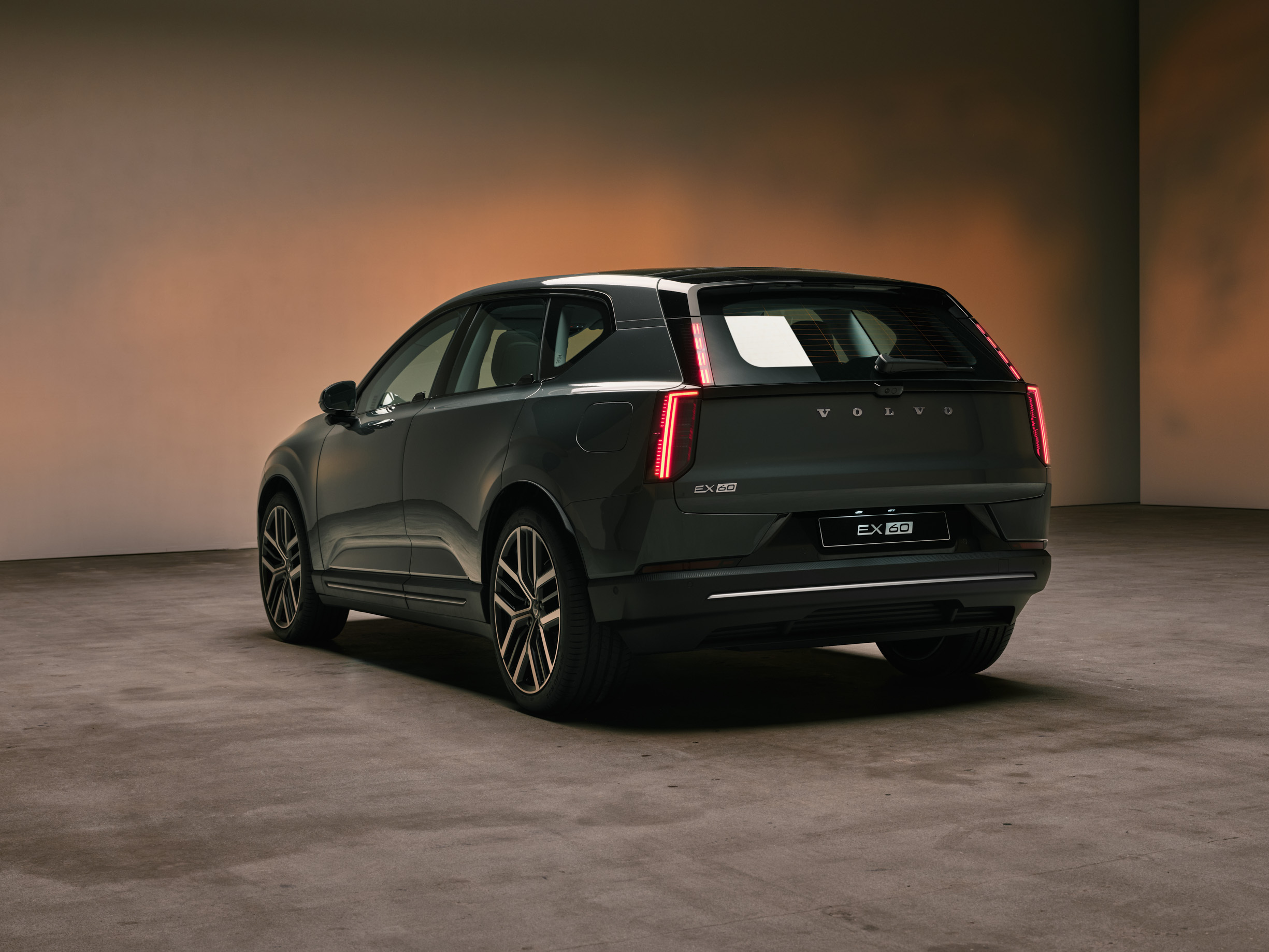 Volvo’s New 400-Mile SUV Has One Feature Tesla Owners Will Be Jealous Of
