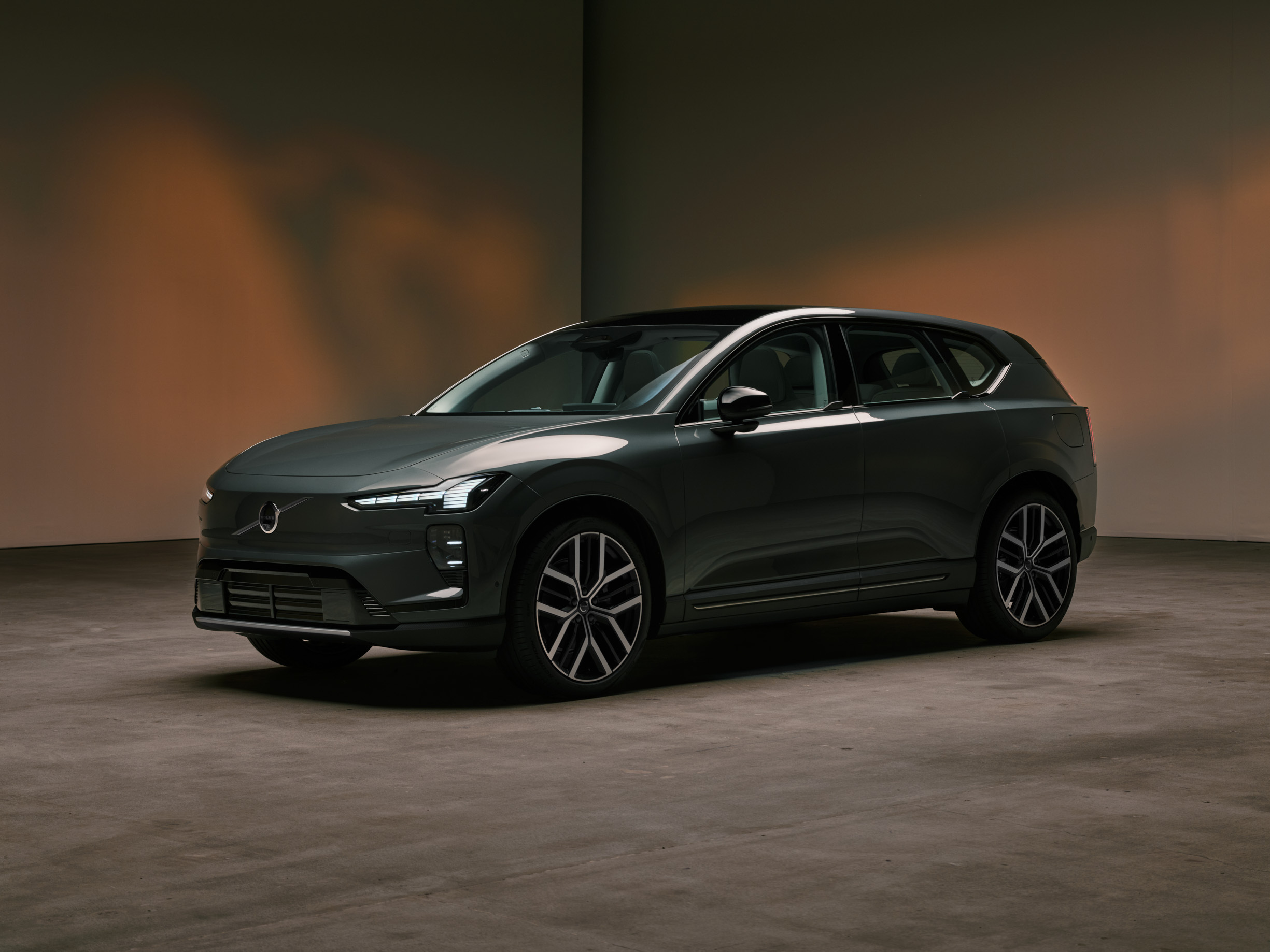 Volvo’s New 400-Mile SUV Has One Feature Tesla Owners Will Be Jealous Of