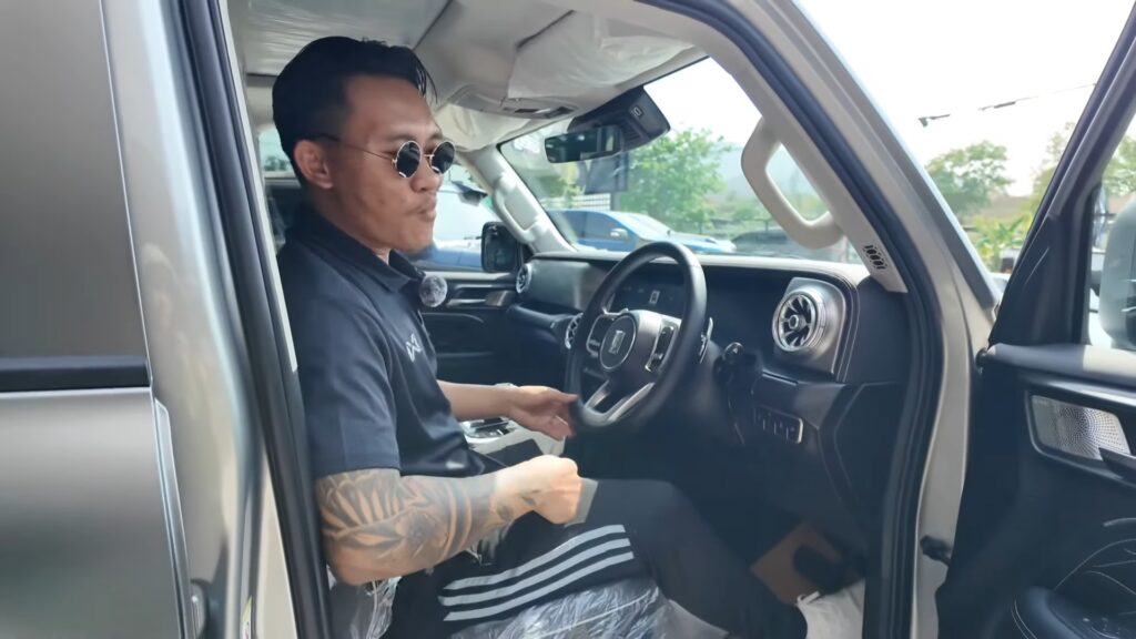  You Could Buy A Real Mercedes Or A Chinese SUV Pretending To Be One