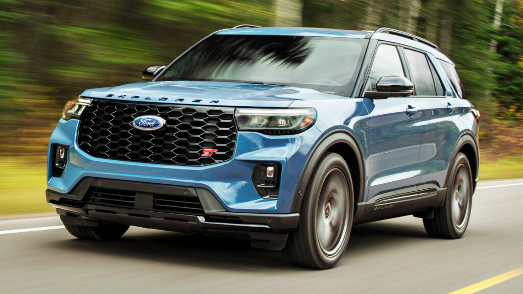  Gas Mustang Sales Are Suddenly Surging While Its Electric Twin Is Collapsing