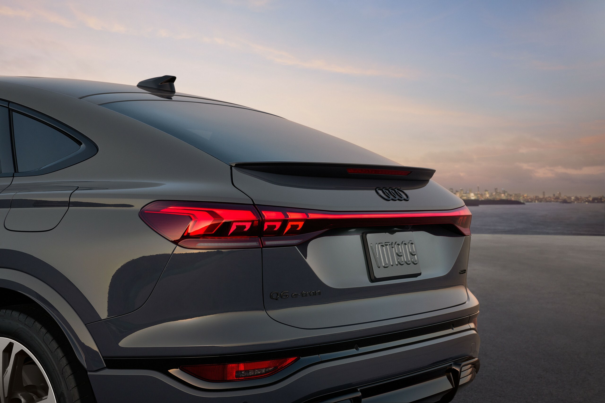2027 Audi A6 Q6 e-tron - 54
