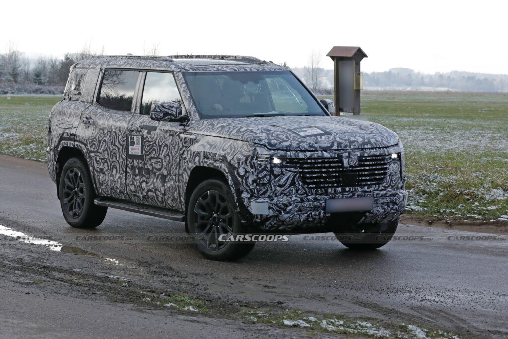  Mitsubishi&rsquo;s New Pajero Reboots The Gauge Pod That Defined The Original