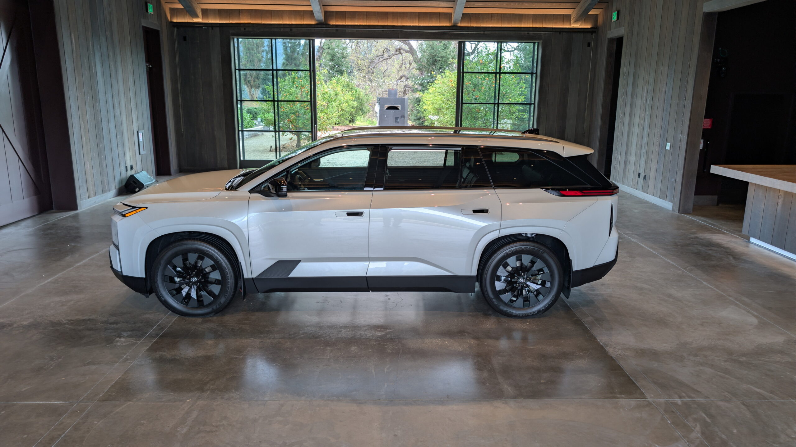 New Toyota Highlander Finally Comes Out As An EV, And I Got A Front-Row Look