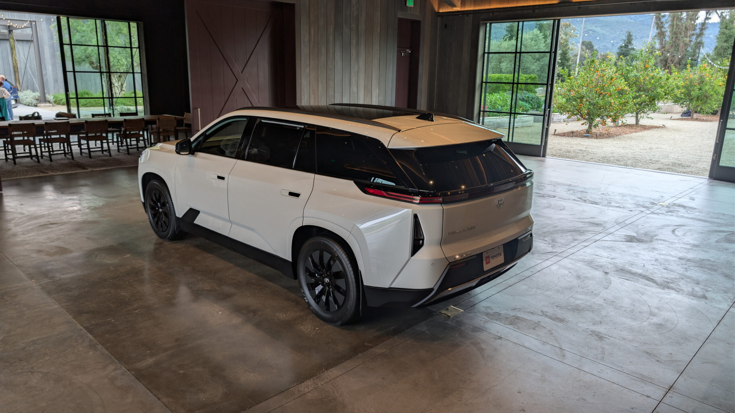 New Toyota Highlander Finally Comes Out As An EV, And I Got A Front-Row Look