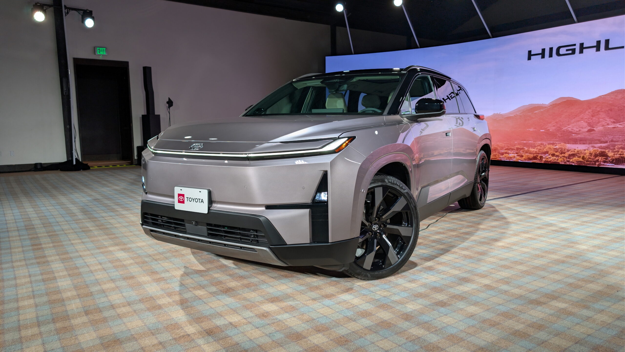 New Toyota Highlander Finally Comes Out As An EV, And I Got A Front-Row Look