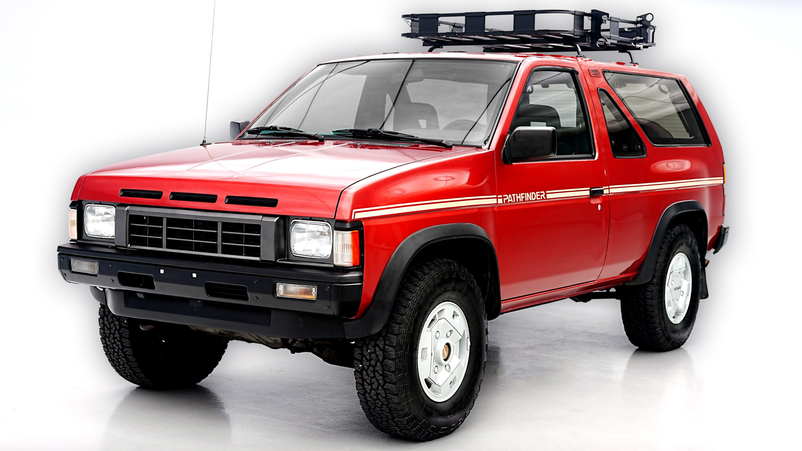 Nissan Plans To Sell Two Entirely Different Pathfinders Under One Name