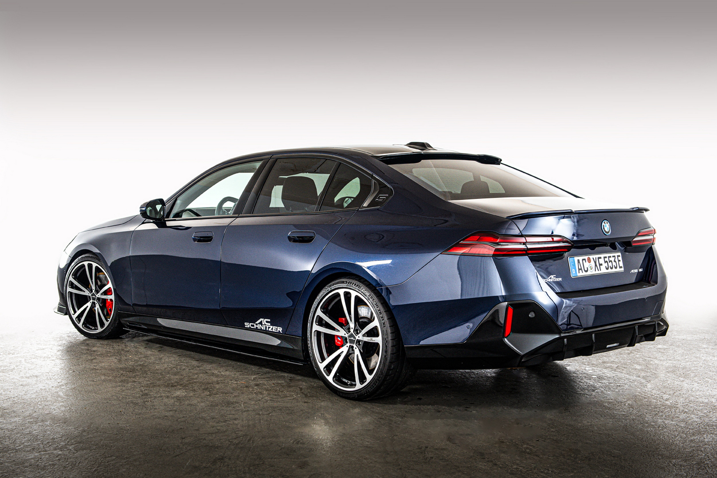 AC Schnitzer не може дочекатися BMW та робить власний фейсліфтінг i5