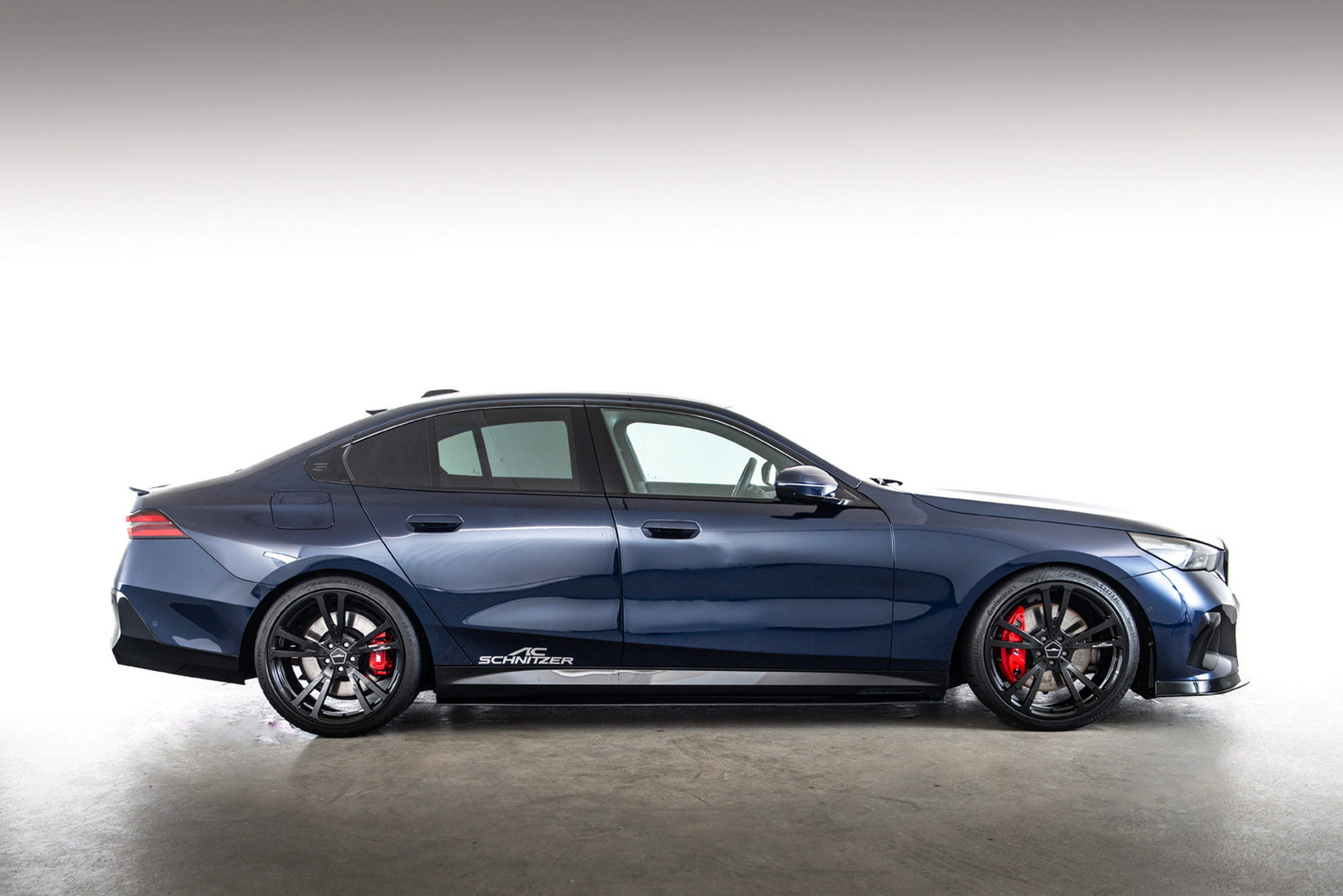 AC Schnitzer не може дочекатися BMW та робить власний фейсліфтінг i5