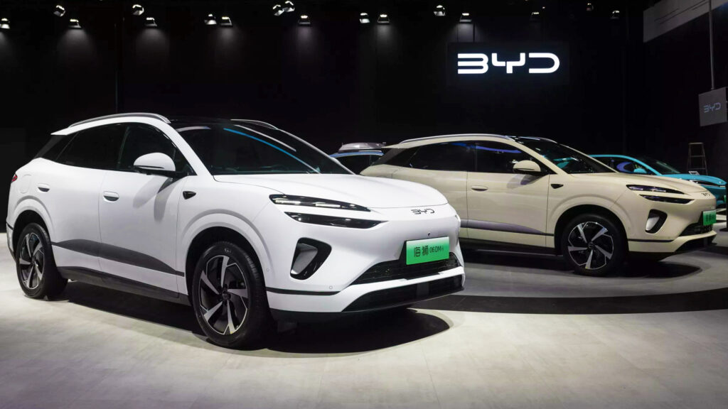  China’s EV Boom Is Cooling, And The Big Names Are Feeling It