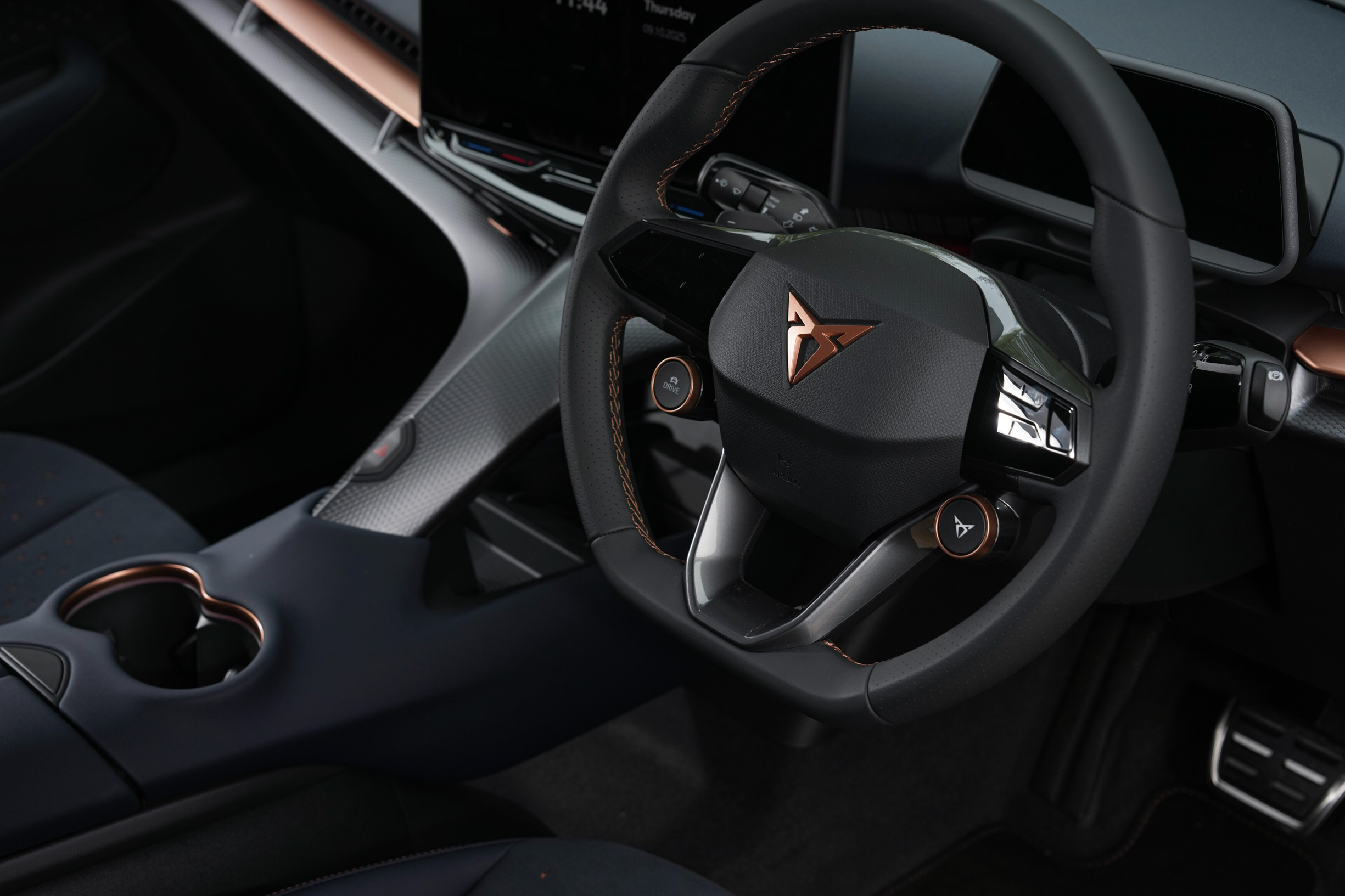 Cupra Tavascan 00002