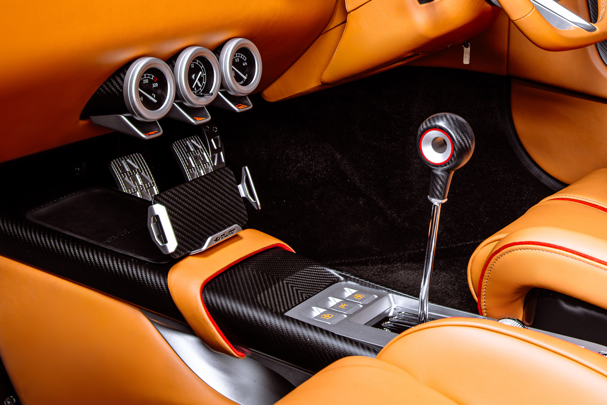 Послухайте переосмислений аналоговий Ferrari Scream на шляху до виробництва