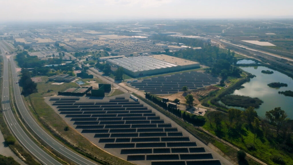  Ford May Fill Its Factory With Chinese EVs So They Can Dodge Tariffs