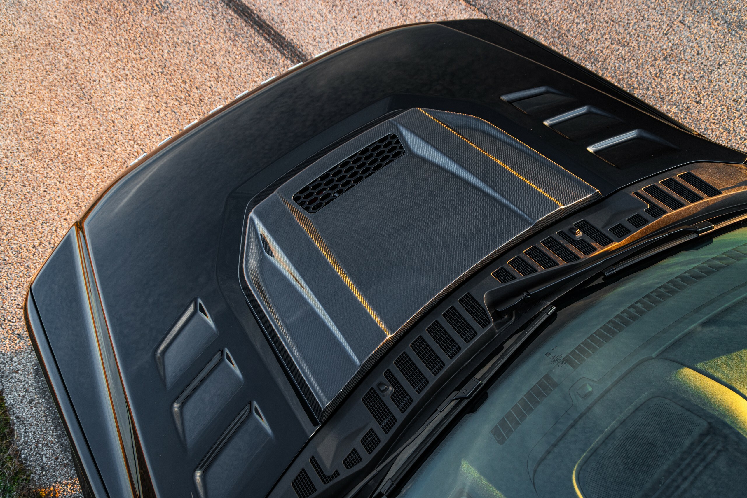 Його називають VelociRaptor 1200, але це число не є кінськими силами