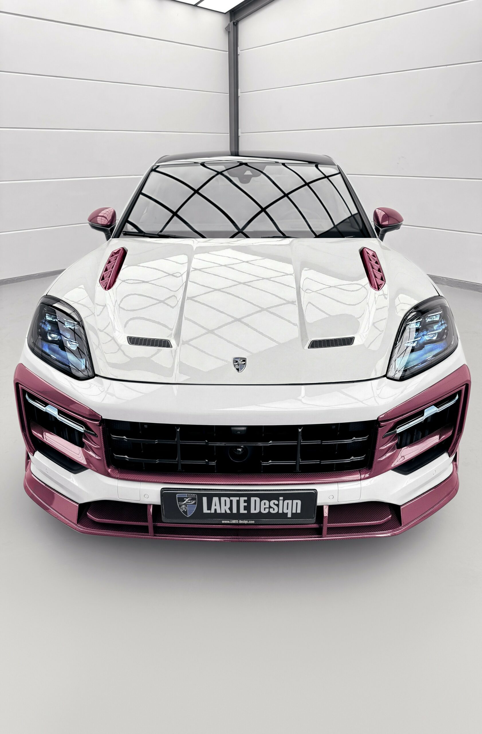 Цей Cayenne доводить, що деякі ідеї справді варто залишити на папері