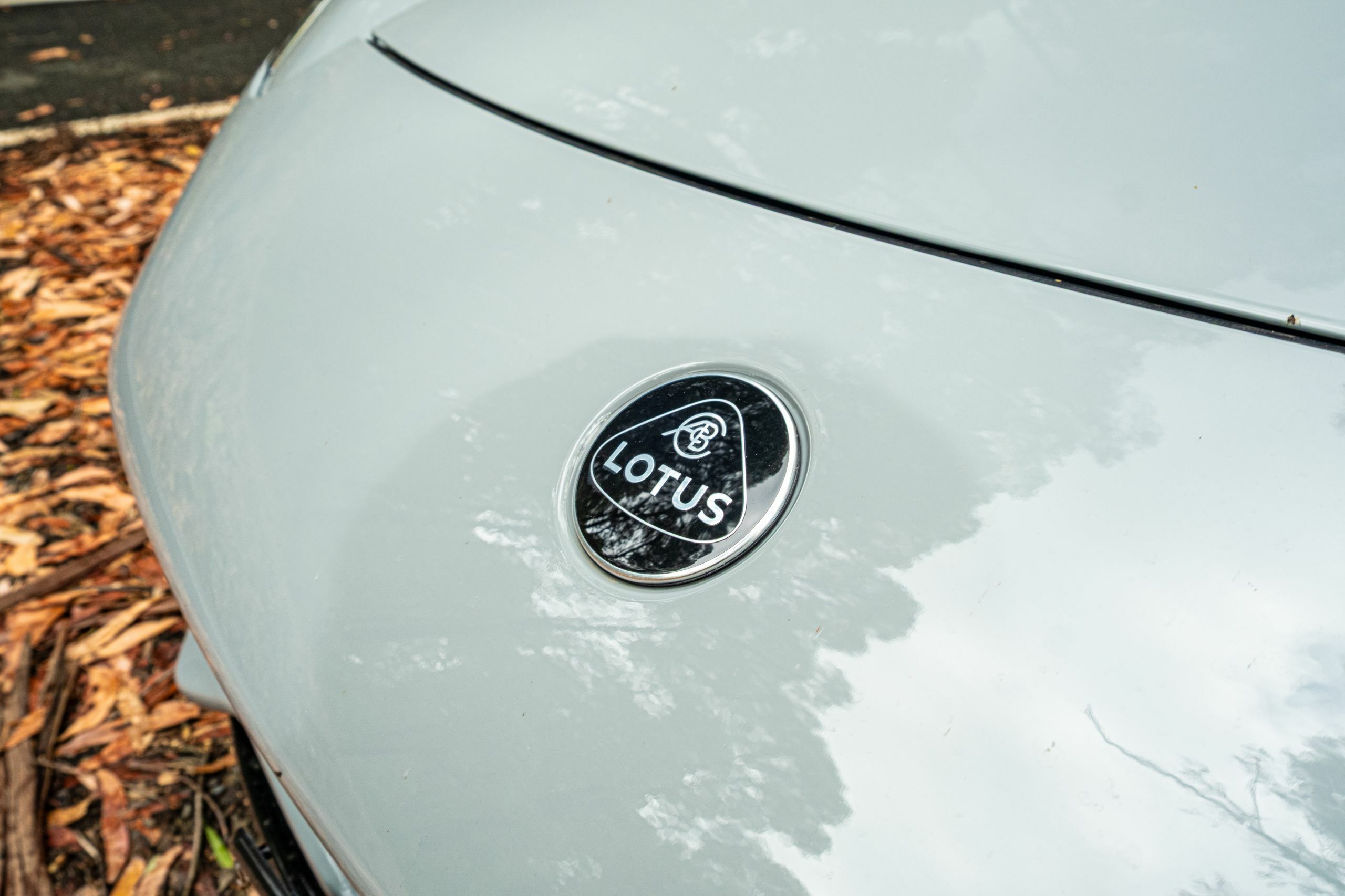 The 2026 Lotus Emira Turbo SE Feels Like An AMG Experiment, But It’s Not | Review