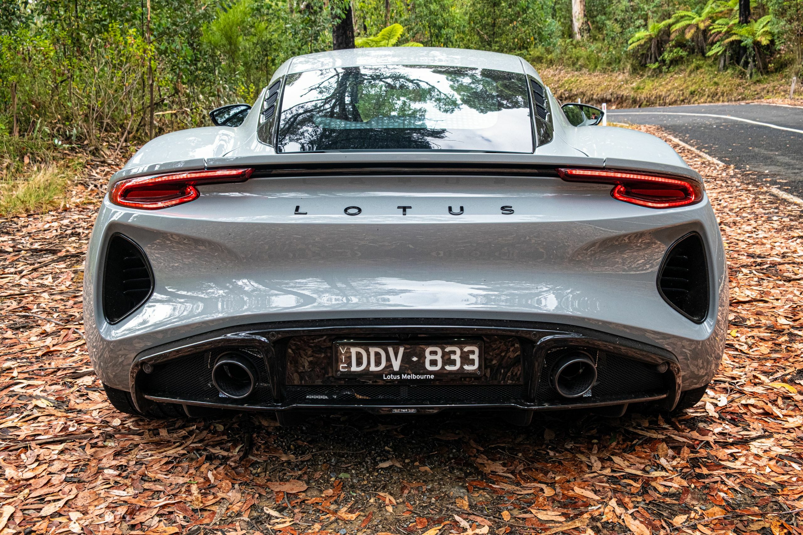 The 2026 Lotus Emira Turbo SE Feels Like An AMG Experiment, But It’s Not | Review