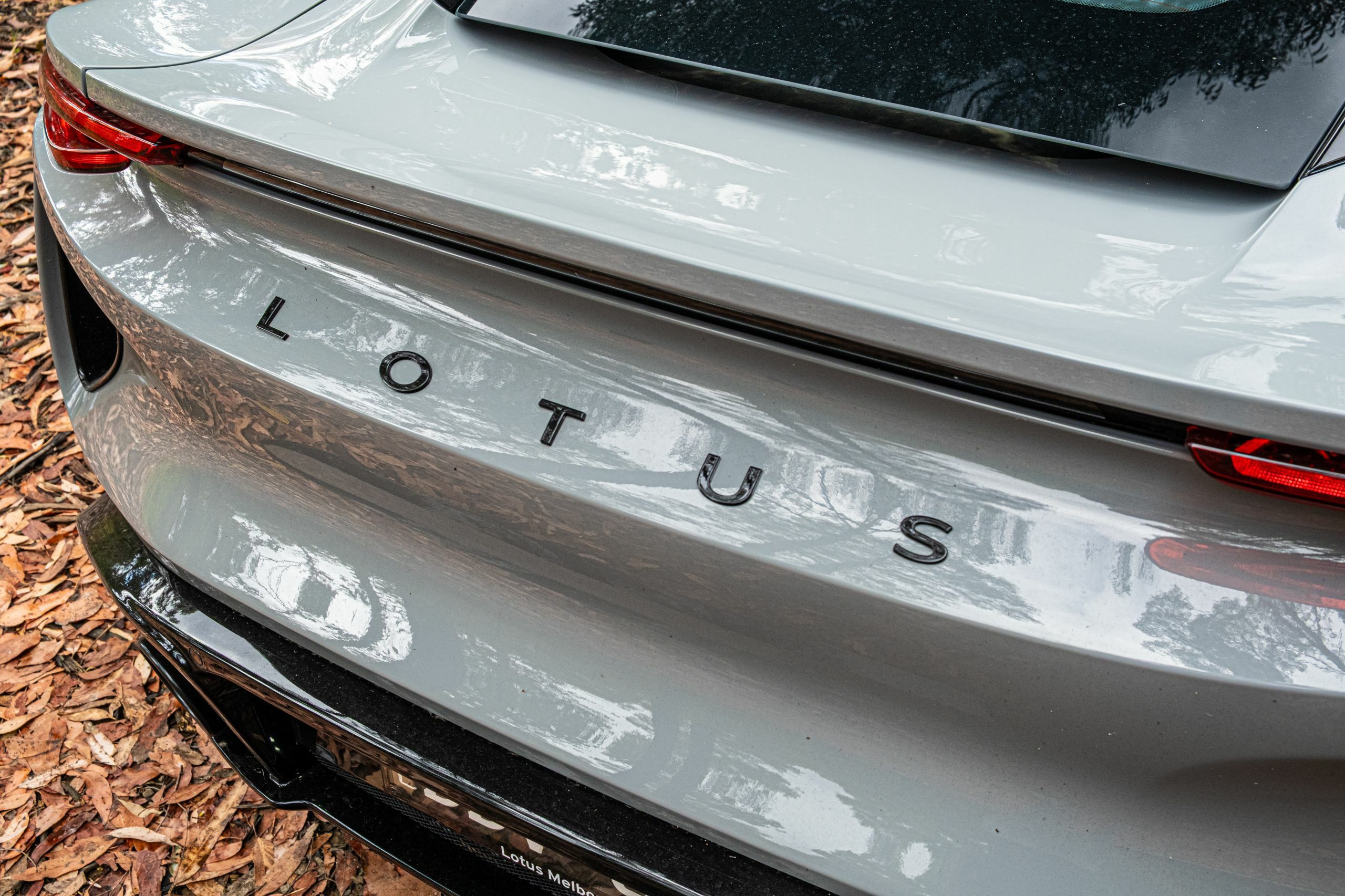 The 2026 Lotus Emira Turbo SE Feels Like An AMG Experiment, But It’s Not | Review