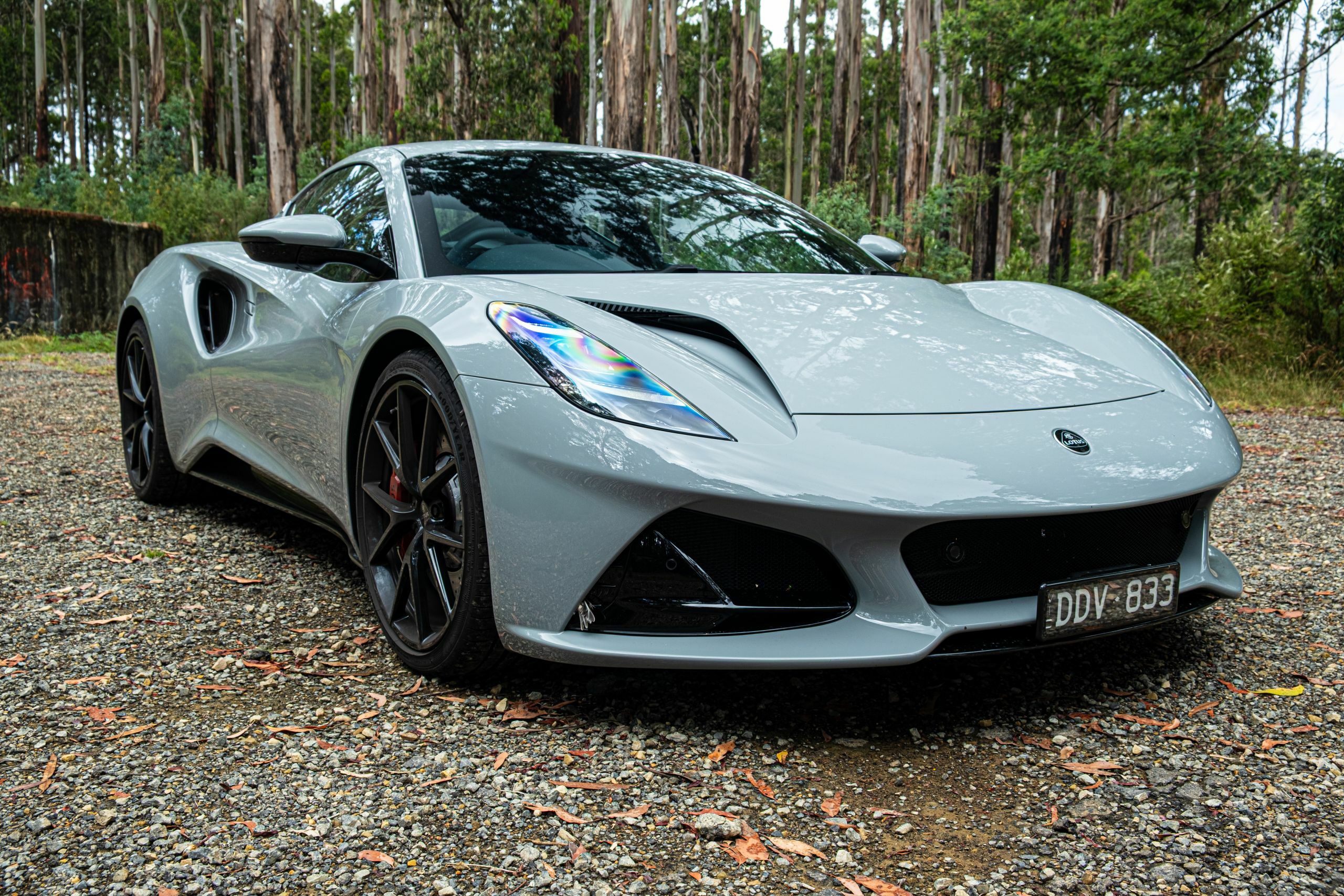 The 2026 Lotus Emira Turbo SE Feels Like An AMG Experiment, But It’s Not | Review