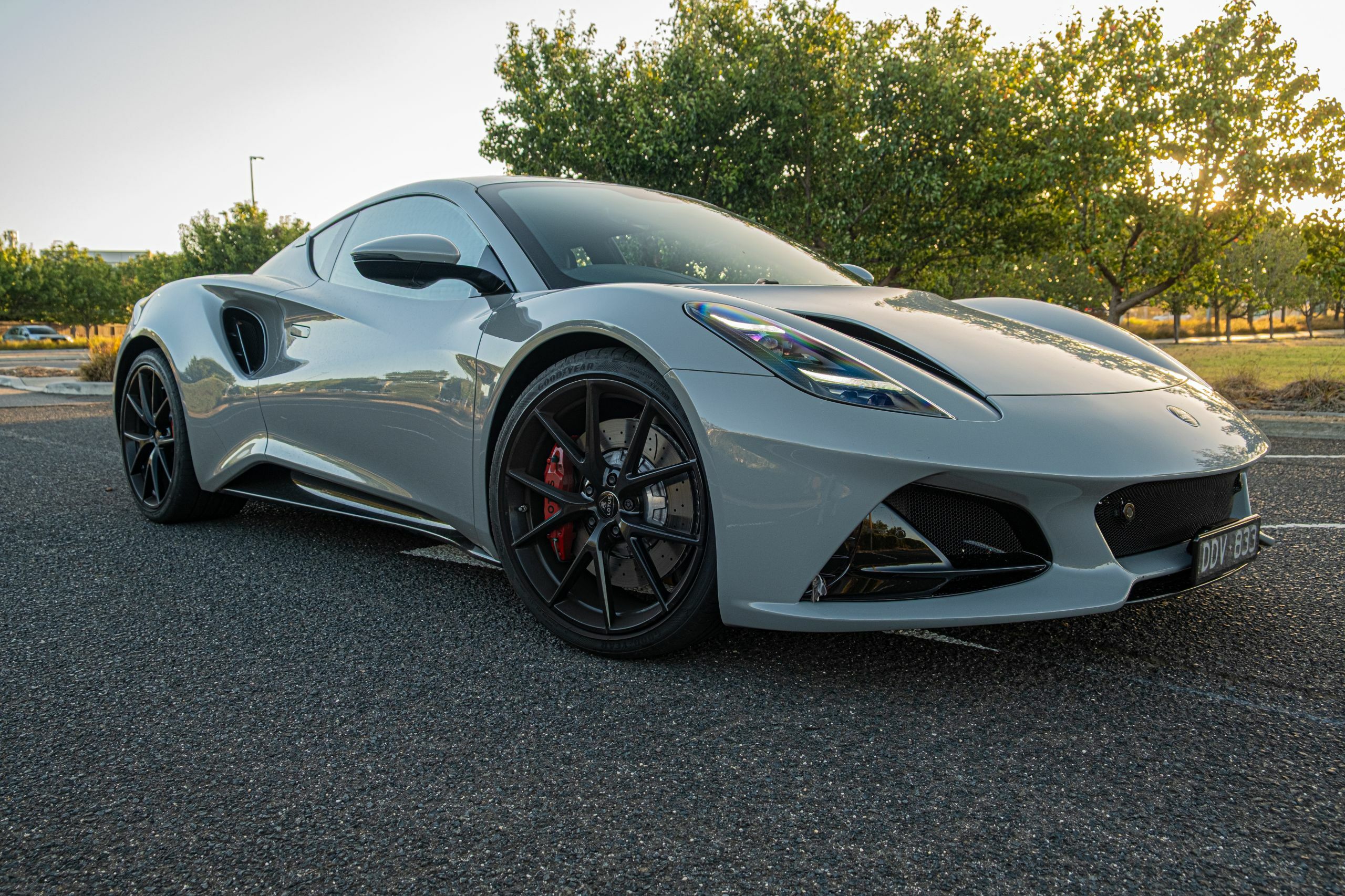 The 2026 Lotus Emira Turbo SE Feels Like An AMG Experiment, But It’s Not | Review