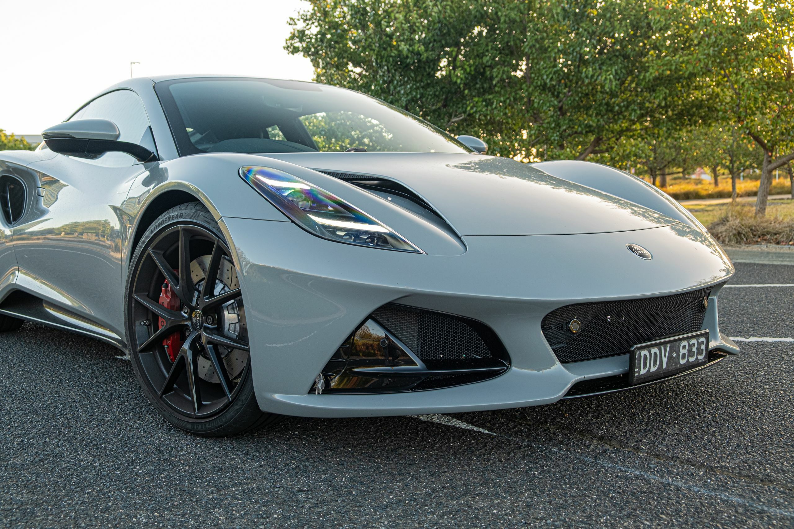 The 2026 Lotus Emira Turbo SE Feels Like An AMG Experiment, But It’s Not | Review