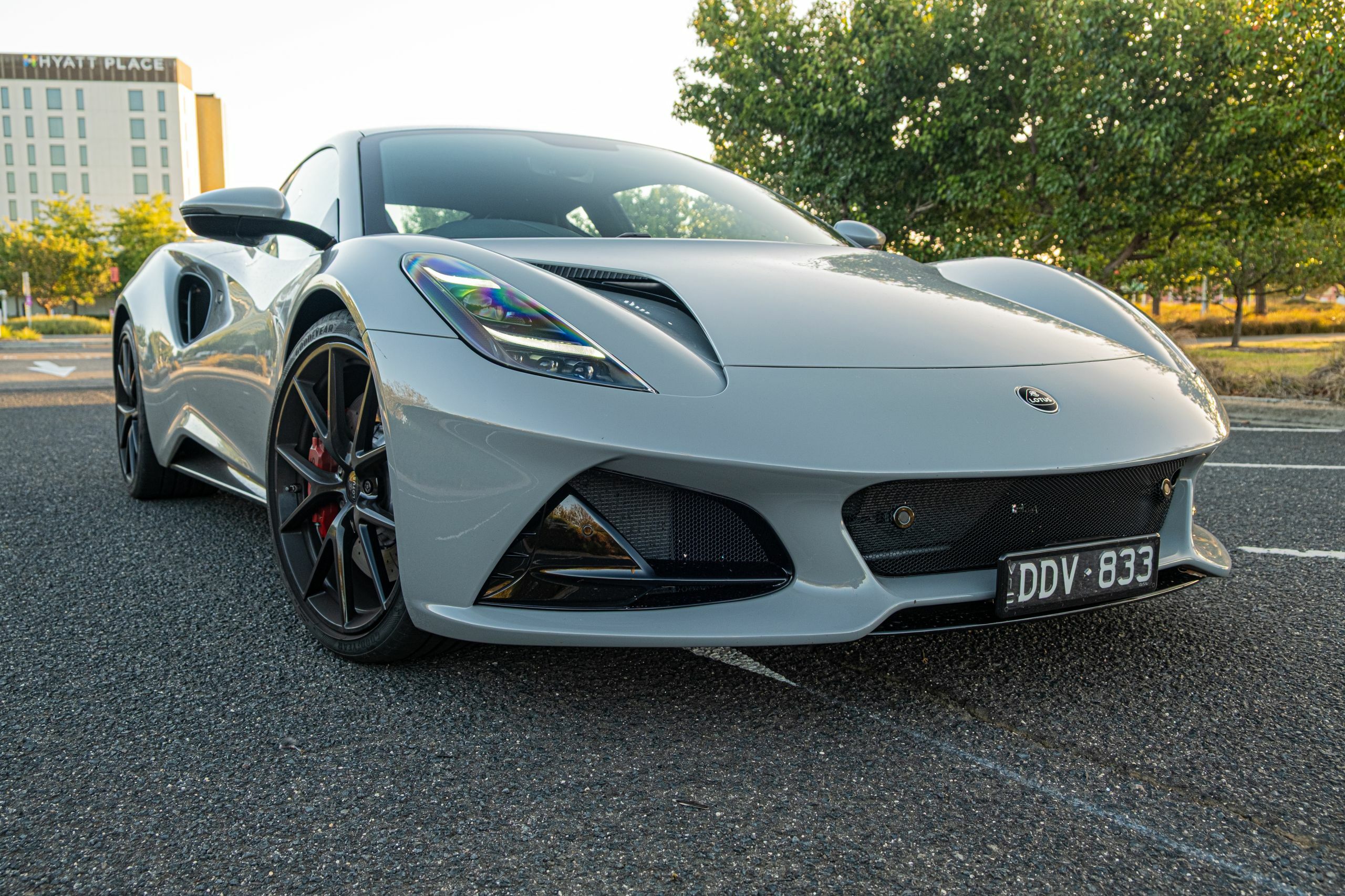 The 2026 Lotus Emira Turbo SE Feels Like An AMG Experiment, But It’s Not | Review