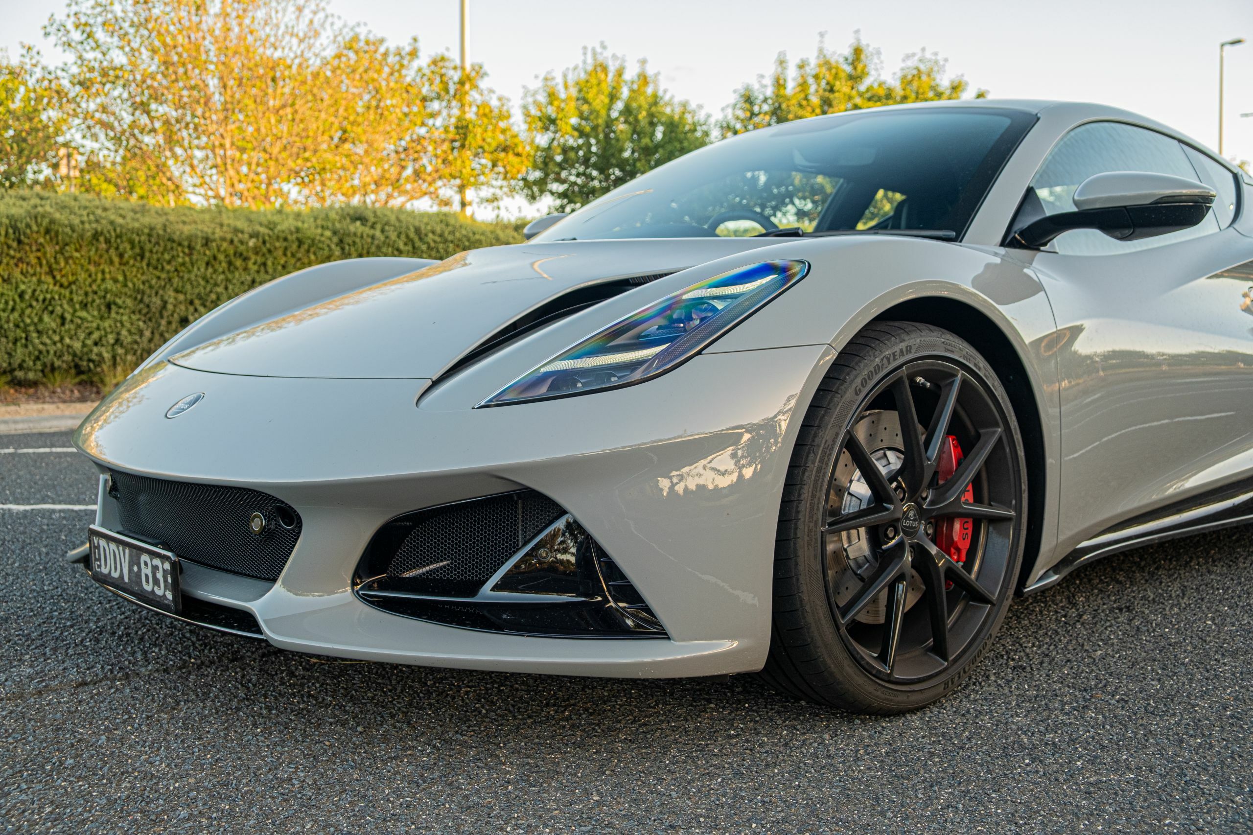 The 2026 Lotus Emira Turbo SE Feels Like An AMG Experiment, But It’s Not | Review