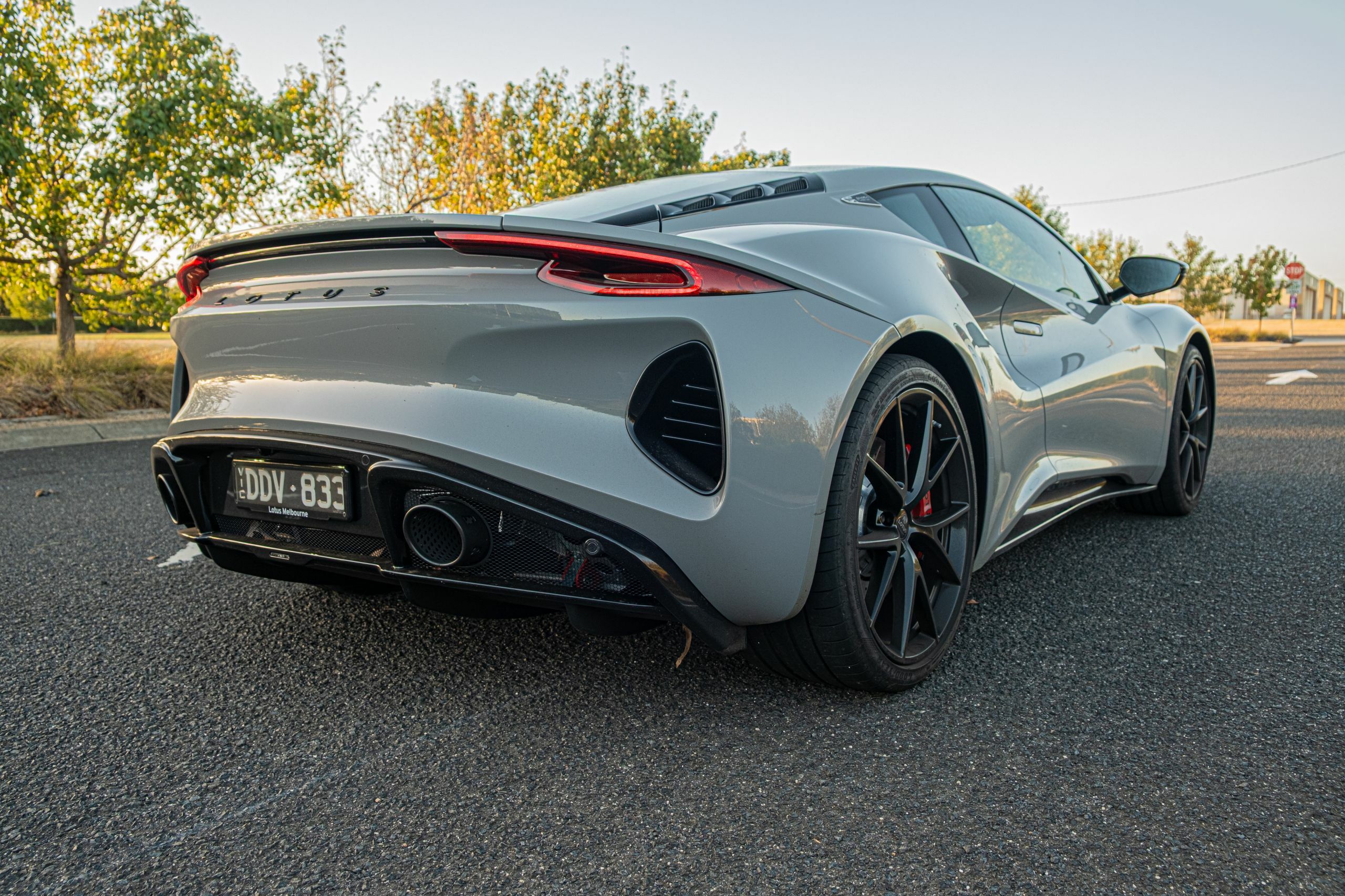 The 2026 Lotus Emira Turbo SE Feels Like An AMG Experiment, But It’s Not | Review