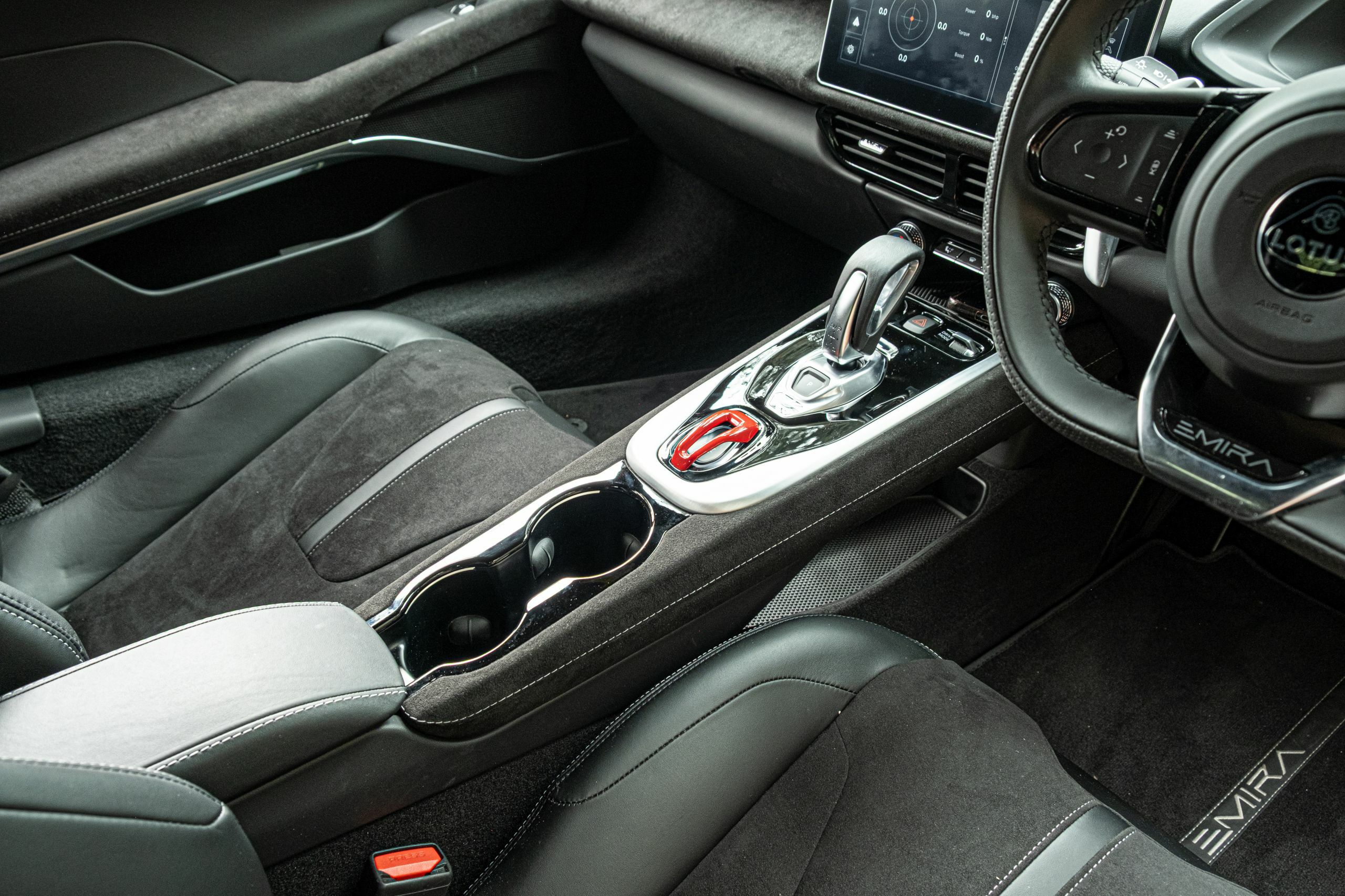 The 2026 Lotus Emira Turbo SE Feels Like An AMG Experiment, But It’s Not | Review