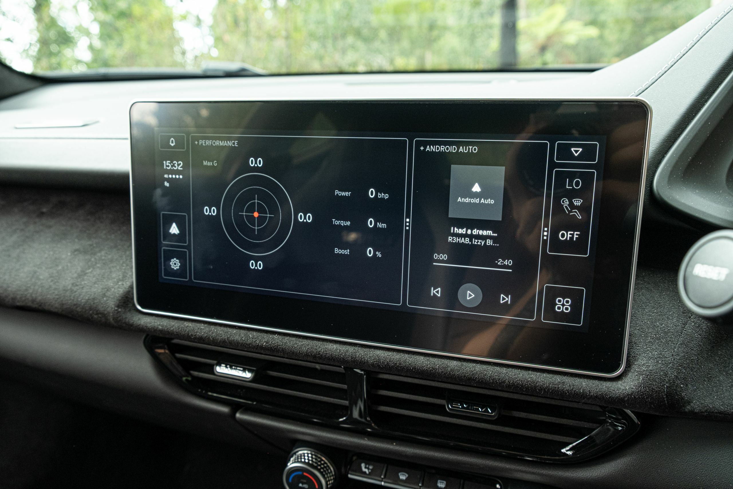 The 2026 Lotus Emira Turbo SE Feels Like An AMG Experiment, But It’s Not | Review