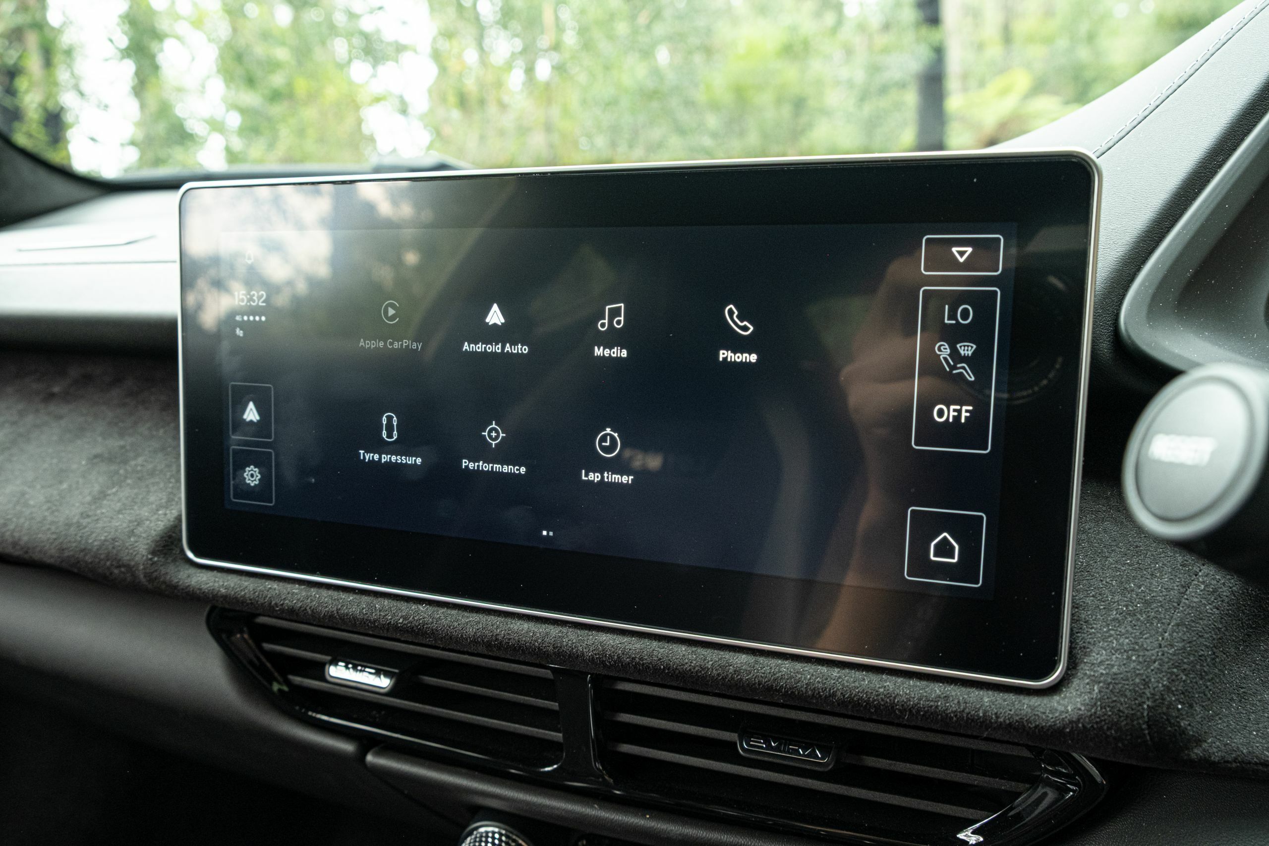 The 2026 Lotus Emira Turbo SE Feels Like An AMG Experiment, But It’s Not | Review