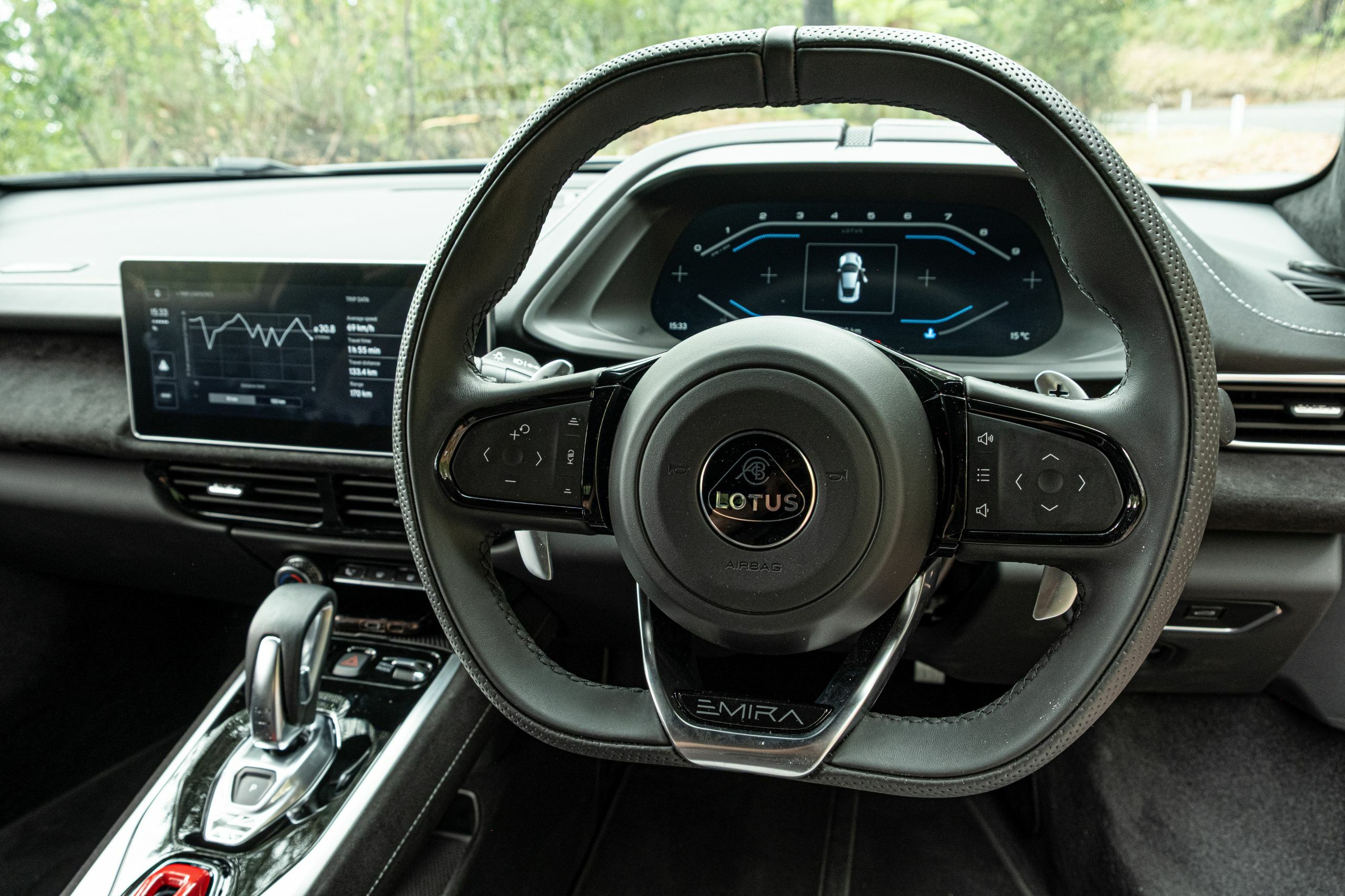 The 2026 Lotus Emira Turbo SE Feels Like An AMG Experiment, But It’s Not | Review