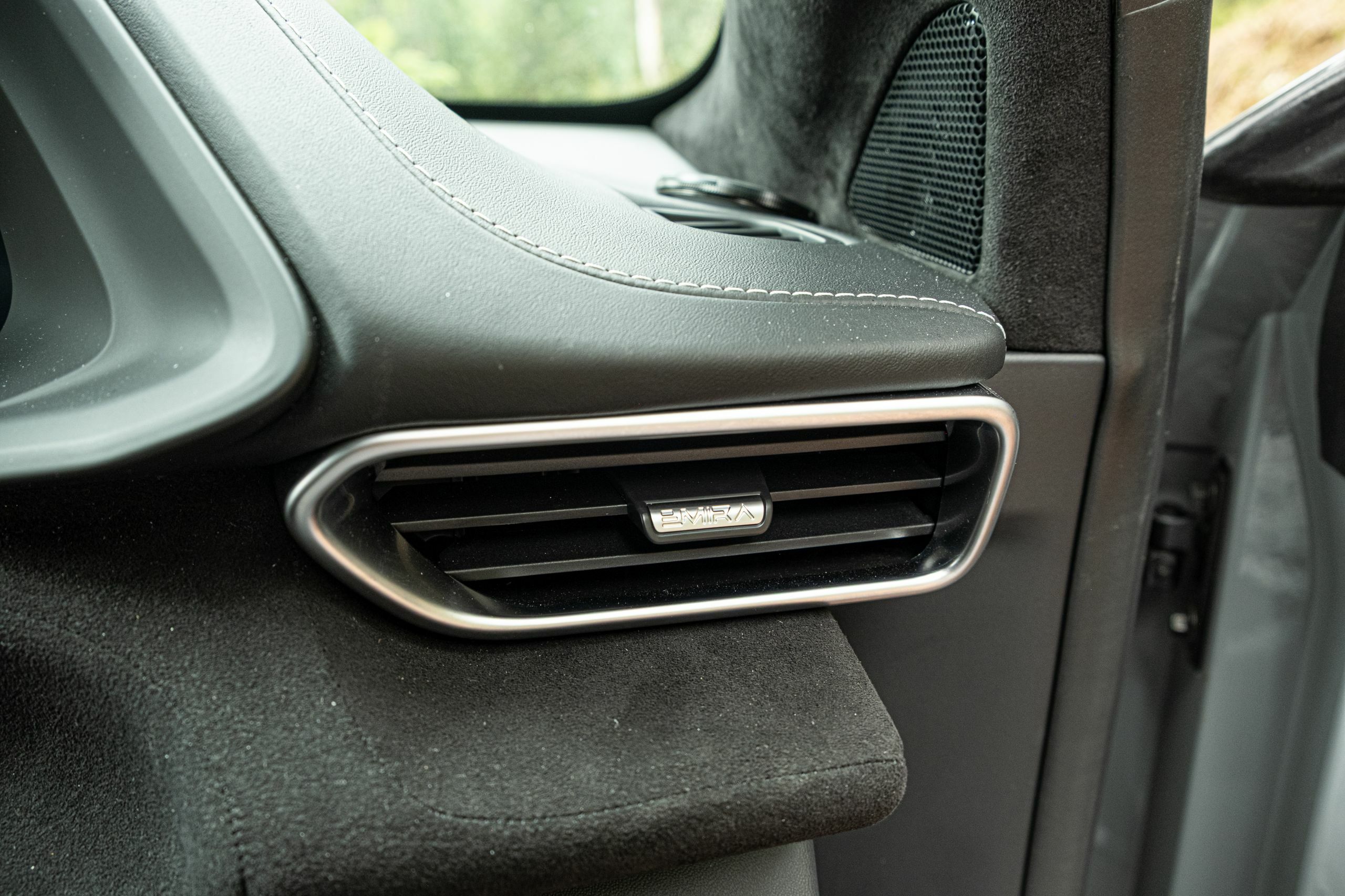 The 2026 Lotus Emira Turbo SE Feels Like An AMG Experiment, But It’s Not | Review