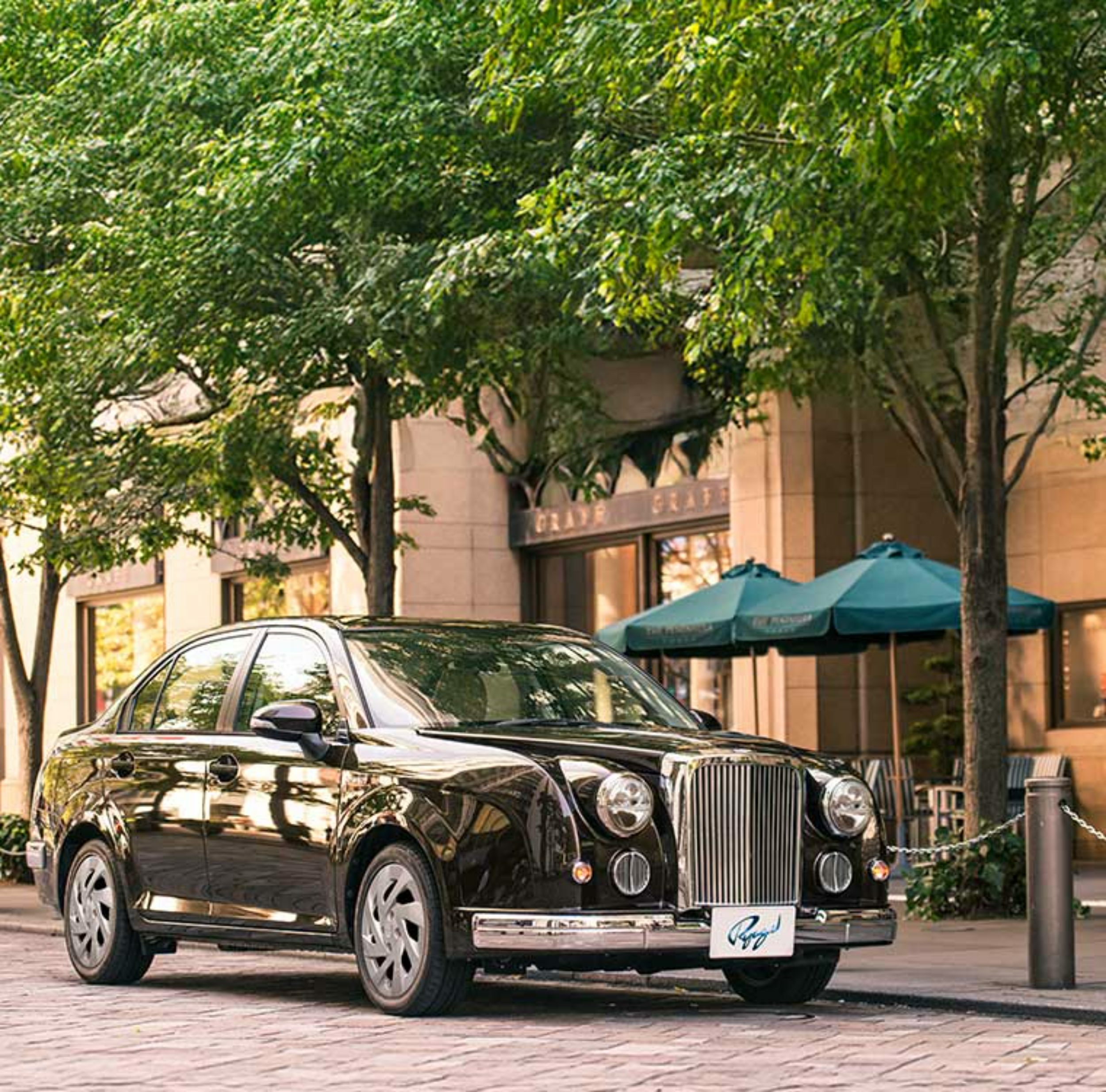 Найдивніша Toyota від Mitsuoka нарешті звільняється