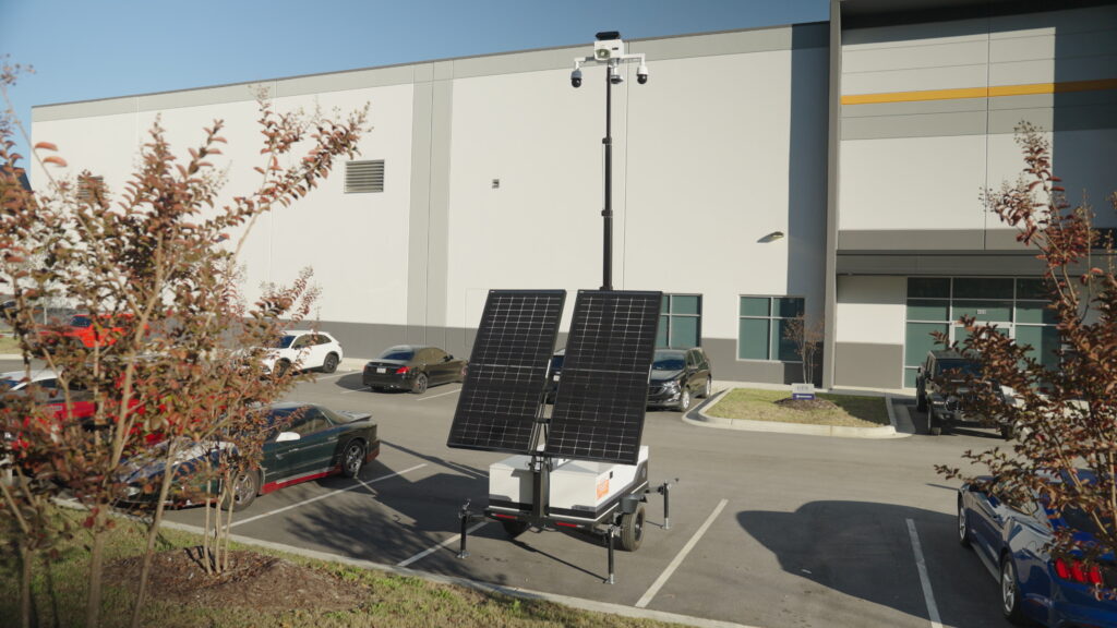 Мобільний трейлер безпеки з камерами спостереження