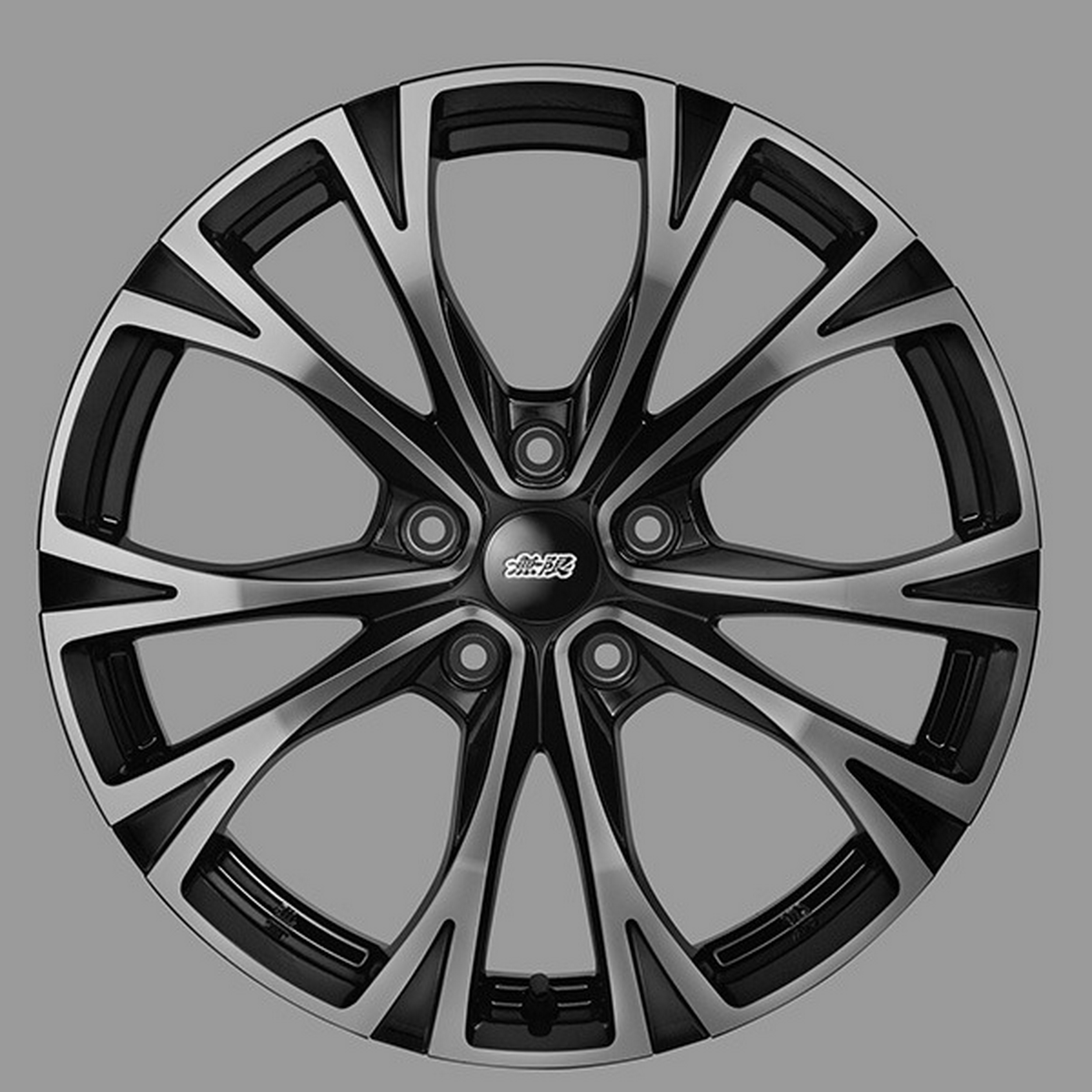 Mugen HR-V має два вихлопні патрубки, але потужності вистачає лише на один