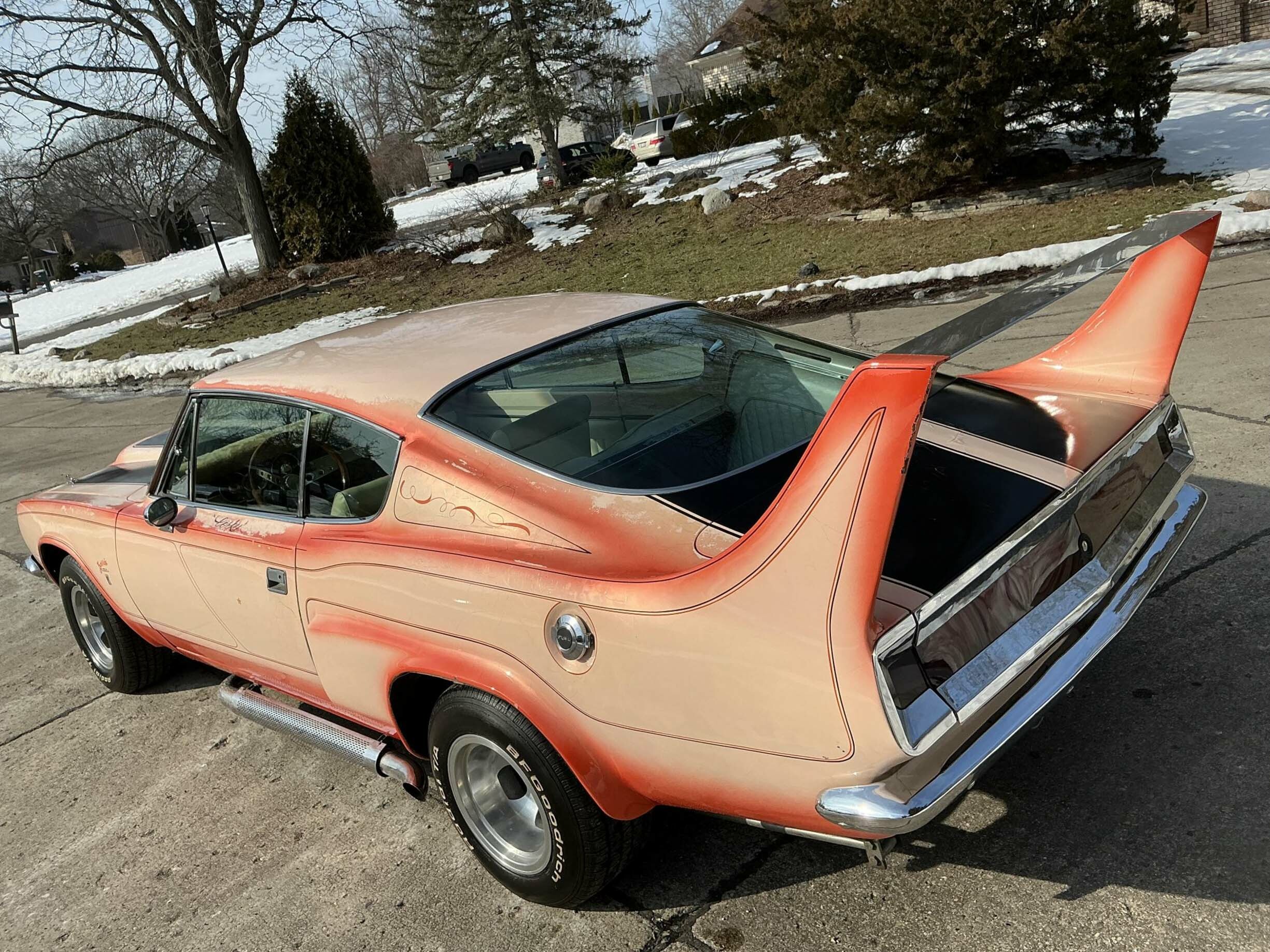 Цей колишній масл-кар кінозірки схожий на мустанг Bullitt з трейлерного парку